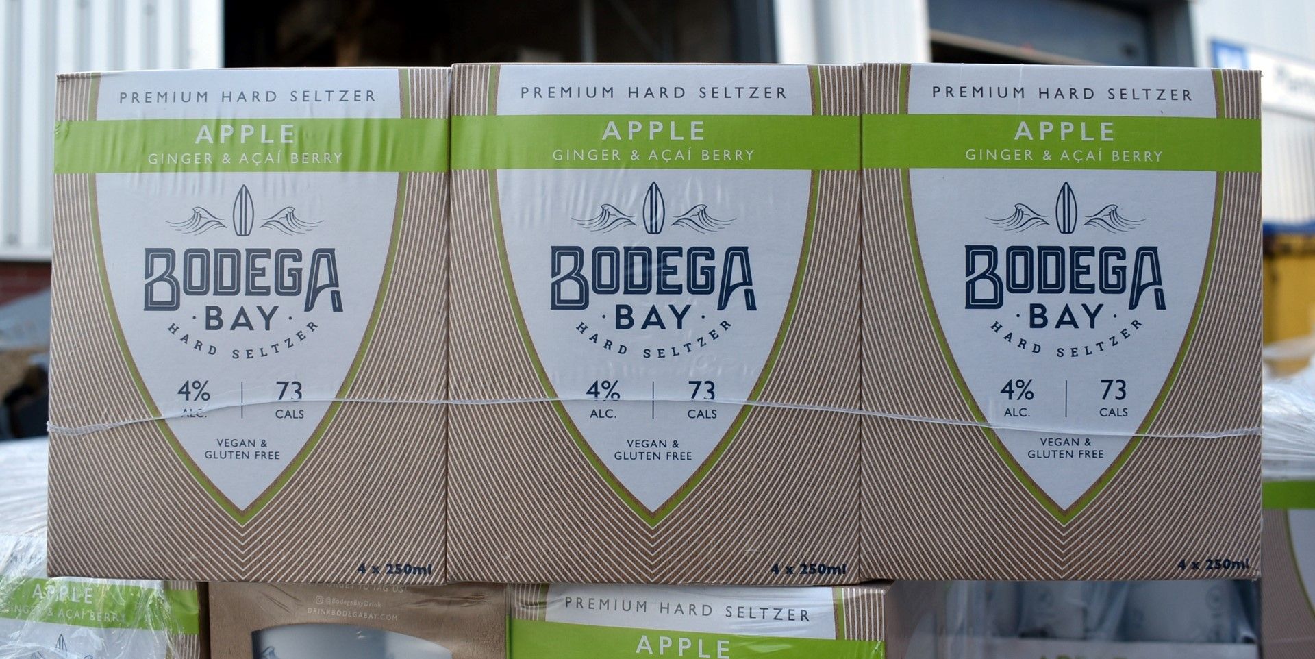 24 x Bodega Bay Hard Seltzer 250ml Alcoholic Sparkling Water Drinks - Apple Ginger & Acai Berry - 4% - Image 4 of 10