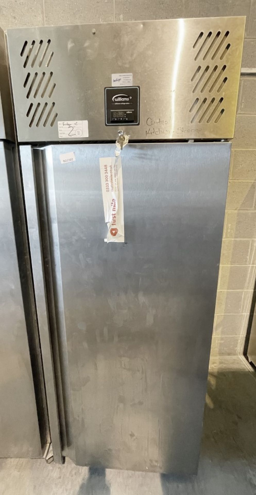 1 X WILLIAMS 'Jade' Commercial Single Door 620Ltr Upright Fridge, With 2 Keys - Model: HJ1SA HC R2 -