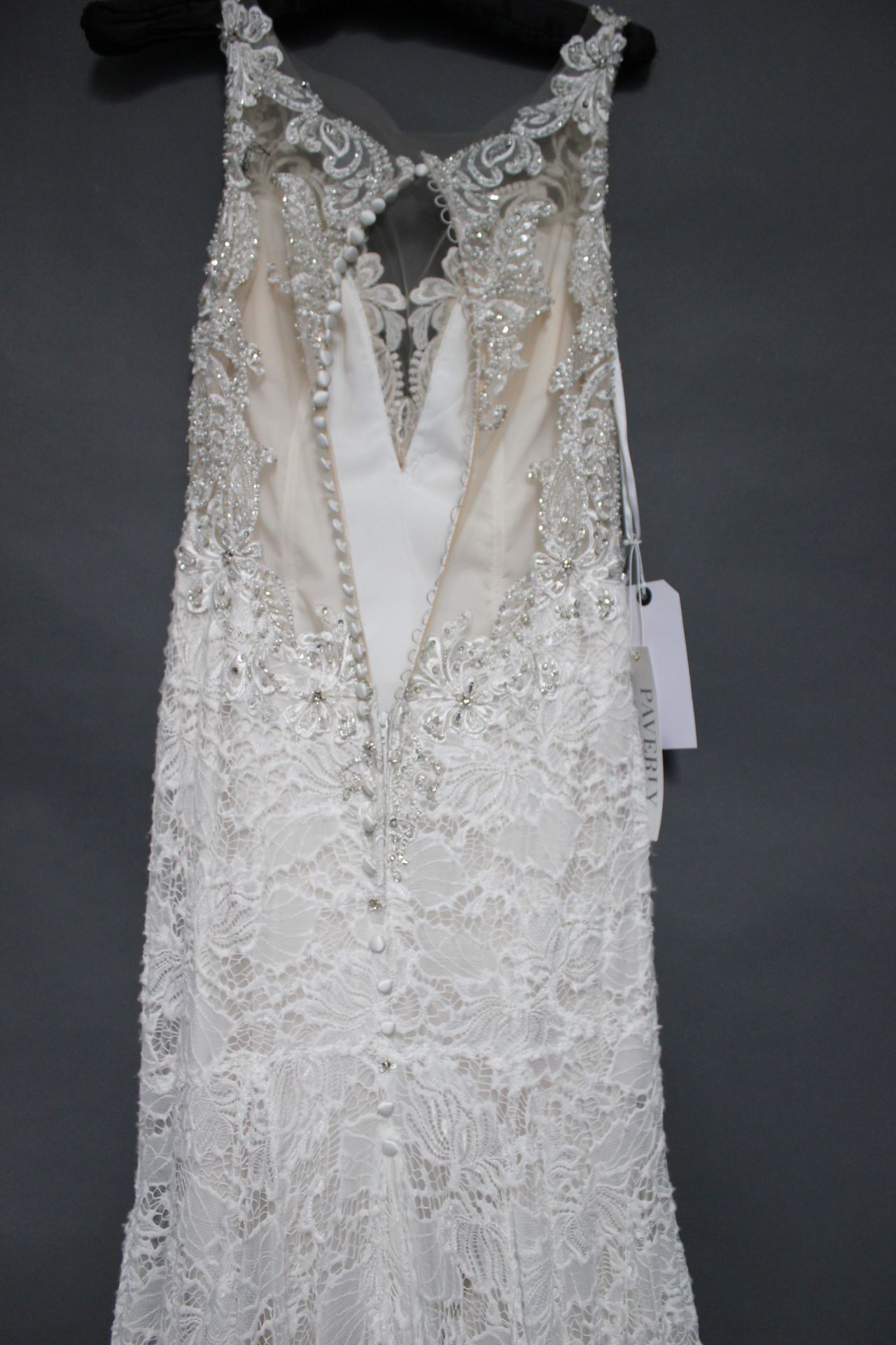 1 x ALLURE BRIDAL Stunning Lace And Beaded Plunge Neckline Designer Wedding Dress RRP £1,200 UK10 - Image 6 of 10