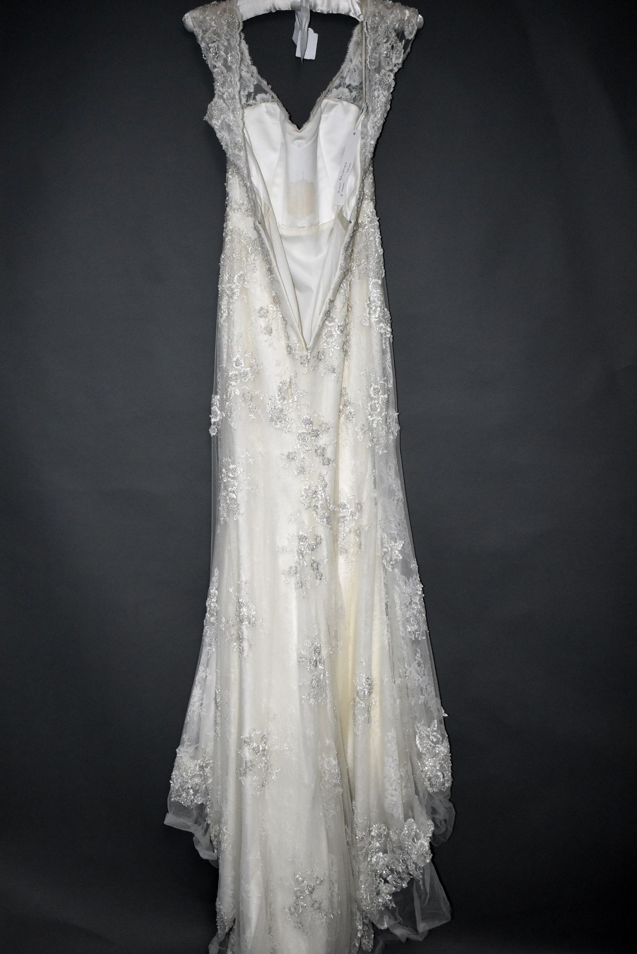 1 x LUSAN MANDONGUS Lace Overlay Designer Wedding Dress Bridal Gown RRP £1,000 UK 12 - Image 2 of 7