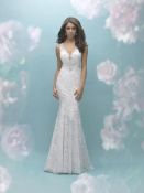 1 x ALLURE BRIDAL Stunning Lace And Beaded Plunge Neckline Designer Wedding Dress RRP £1,200 UK10