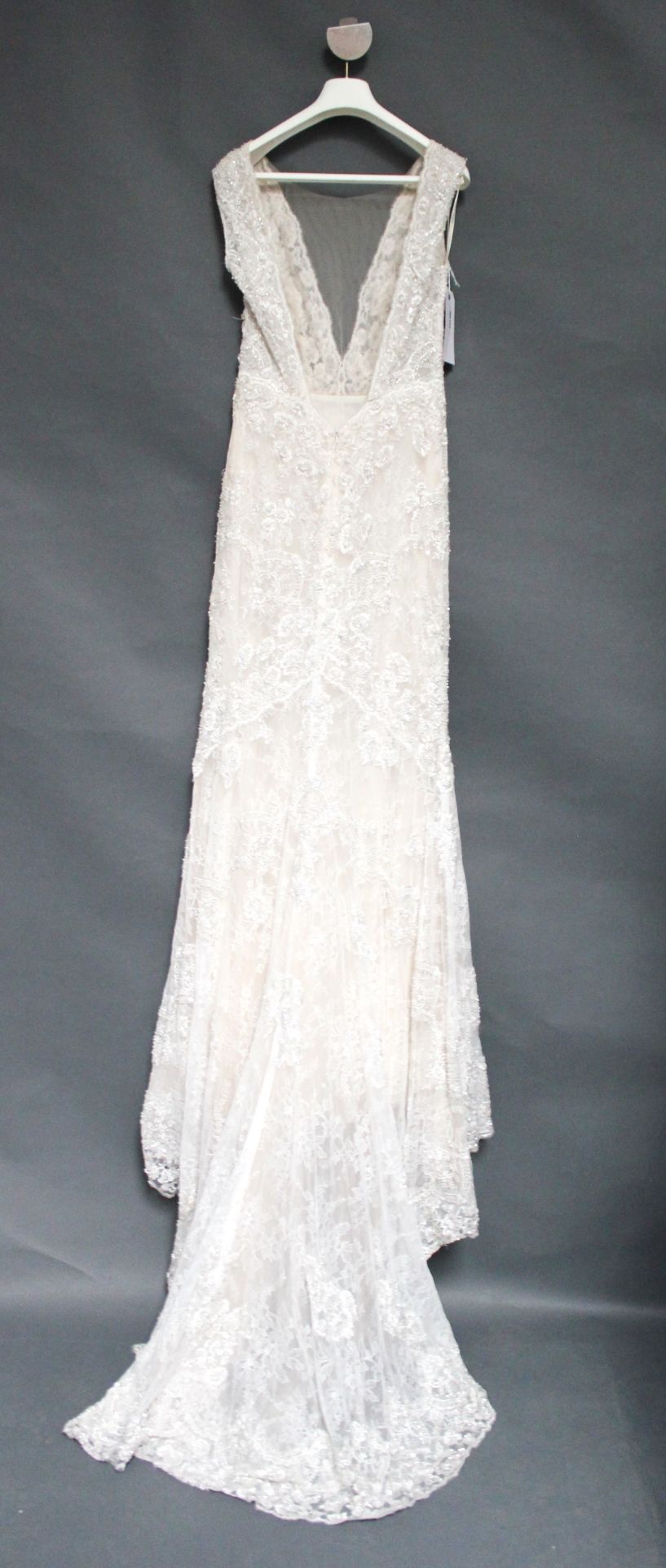 1 x REBECCA INGRAM 'Gabriella' Sleeveless Lace And Beaded Designer Wedding Dress RRP £1,400 UK12 - Image 4 of 6