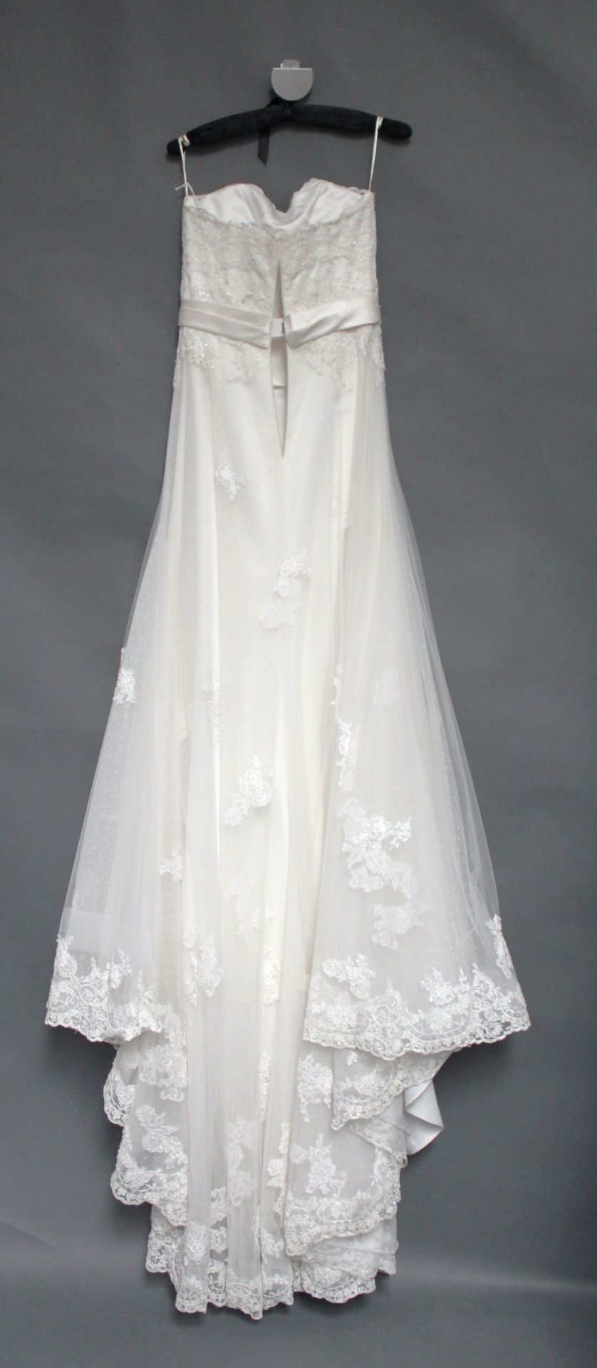 1 x ALAN HANNAH/LM 'Rachana' Strapless Lace And Beaded Designer Wedding Dress RRP £2,290 UK14 - Image 2 of 6