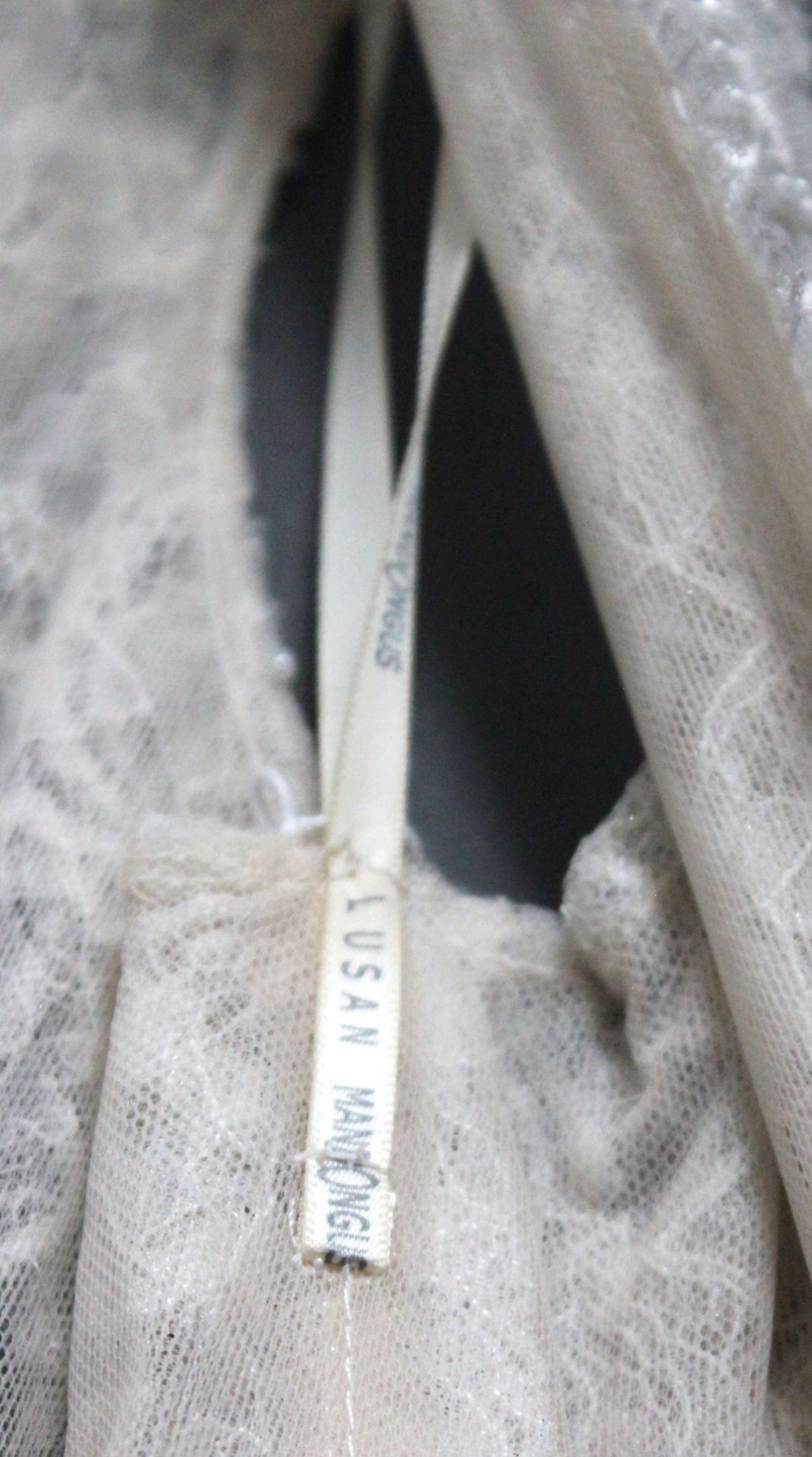 1 x REBECCA INGRAM 'Gabriella' Sleeveless Lace And Beaded Designer Wedding Dress RRP £1,400 UK12 - Image 6 of 6