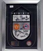 1 x Autographed 1998/1999 Champions League Final Pennant Signed By MANCHESTER UNITED FC SQUAD