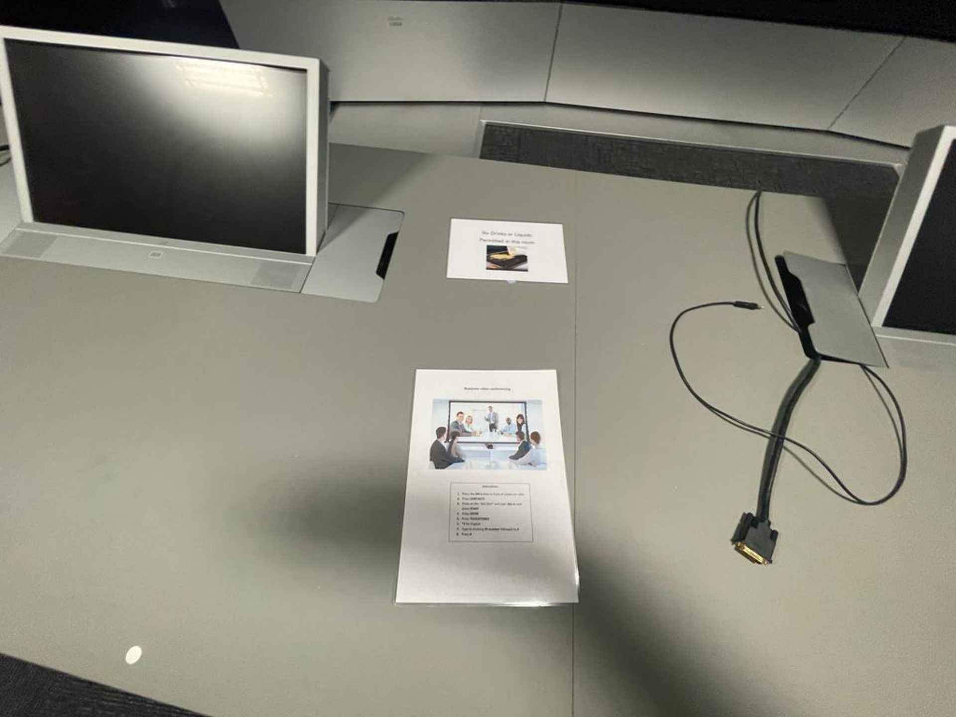 1 x Cisco Tandberg TelePresence T3 Video Conferencing System Featuring 3 x 65 Inch TelePresence HD - Image 33 of 59