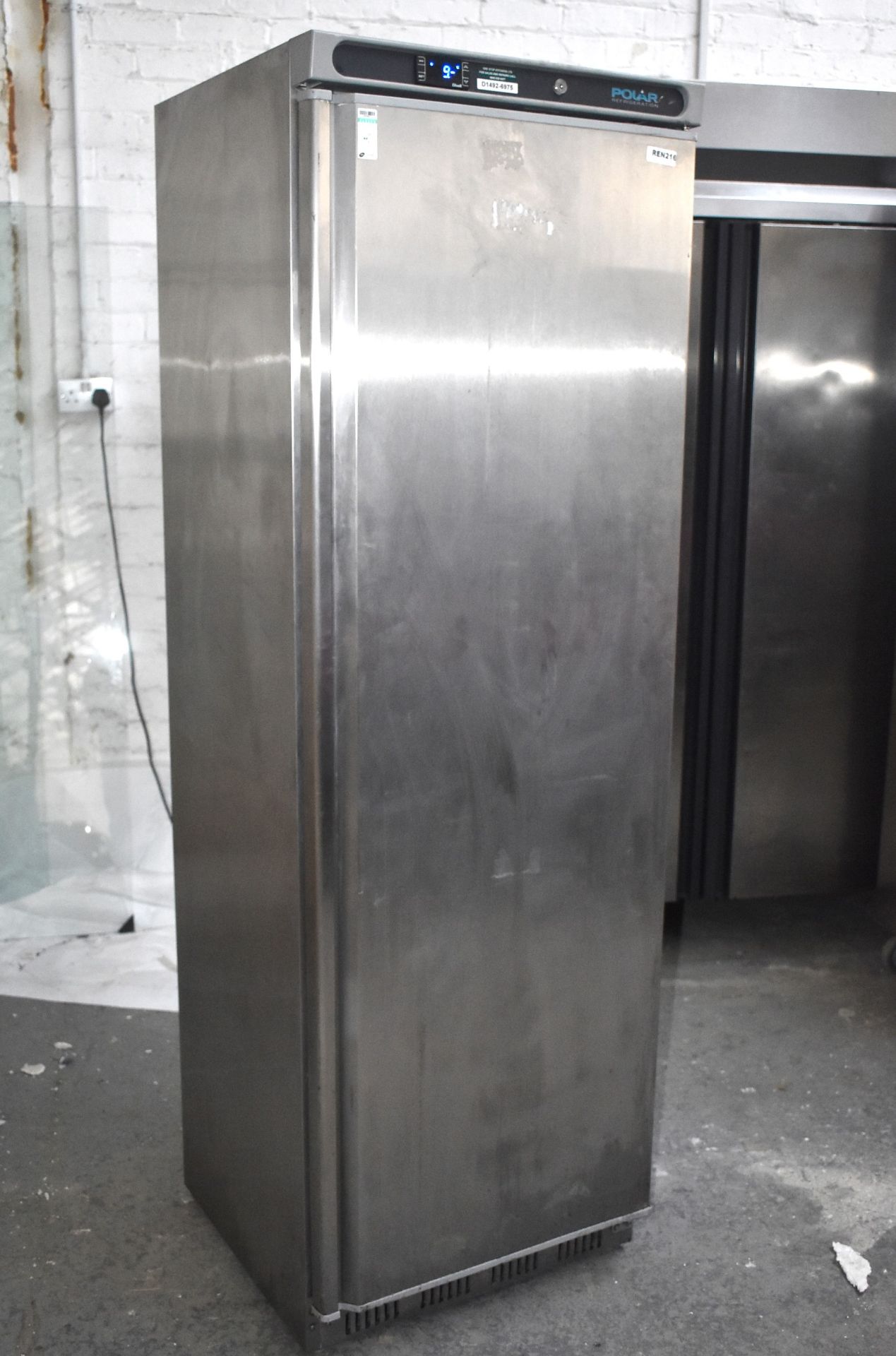 1 x Polar C-Series Commercial Upright Freezer With Stainless Steel Finish - 365Ltr Capacity
