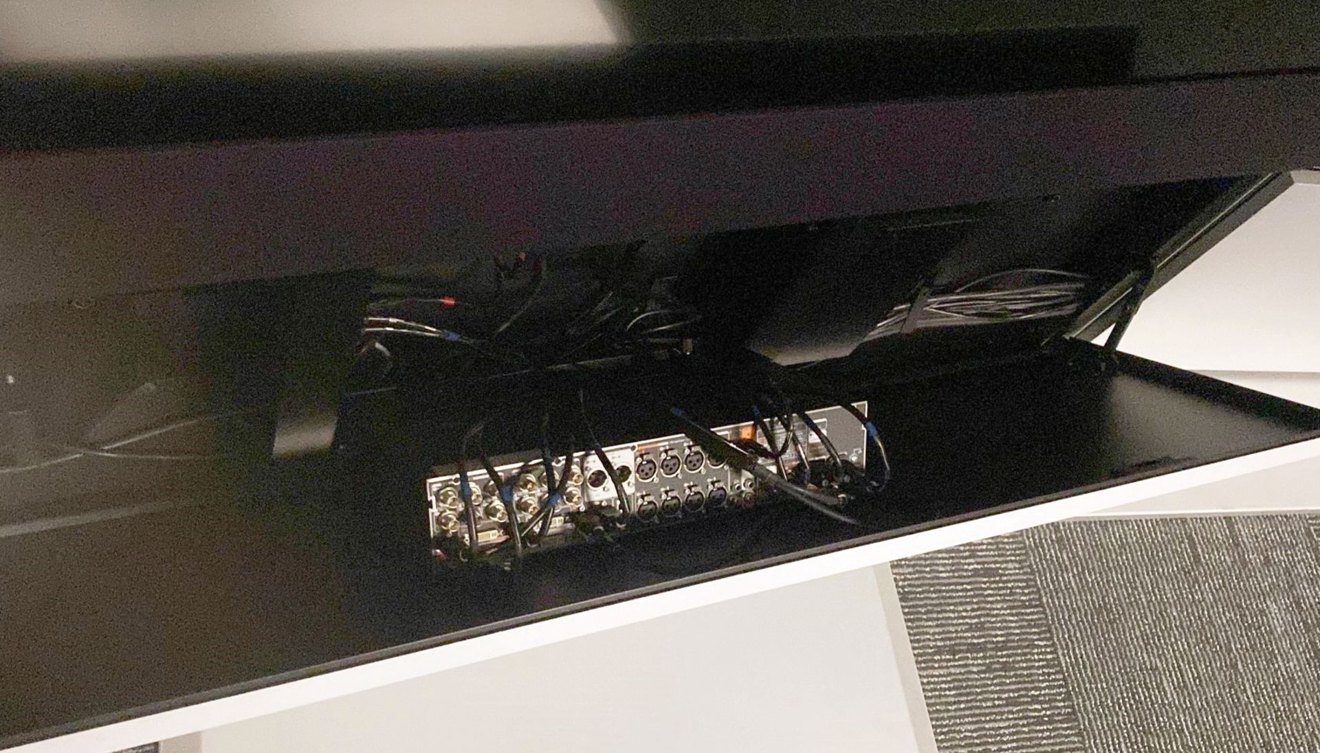 1 x Cisco Tandberg TelePresence T3 Video Conferencing System Featuring 3 x 65 Inch TelePresence HD - Image 27 of 59