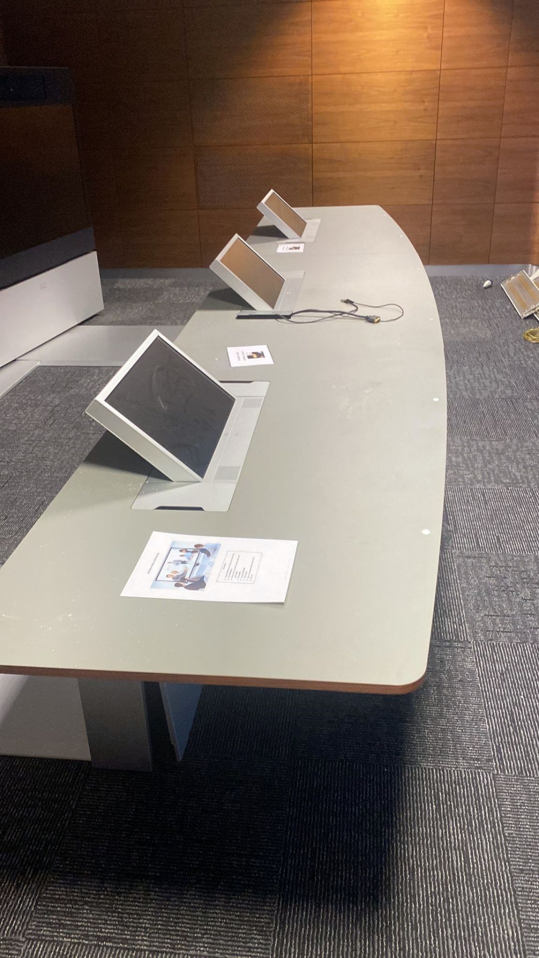 1 x Cisco Tandberg TelePresence T3 Video Conferencing System Featuring 3 x 65 Inch TelePresence HD - Image 11 of 59