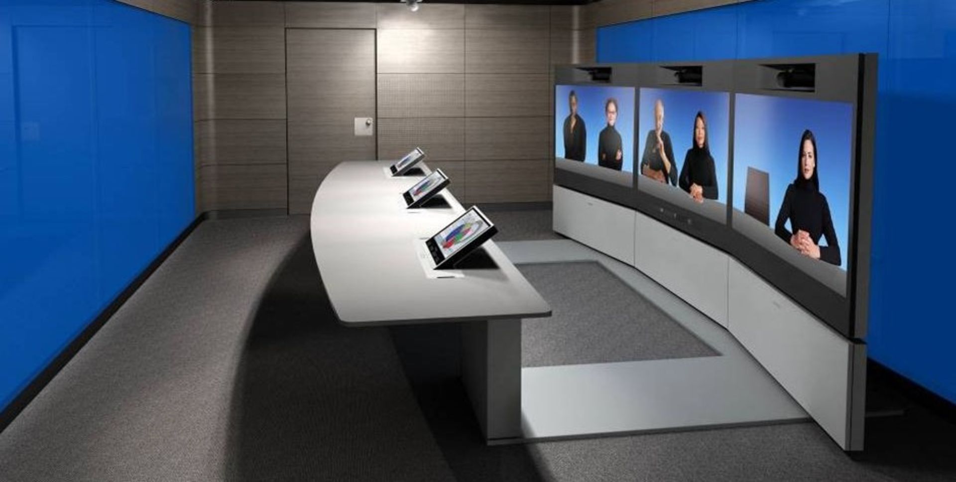 1 x Cisco Tandberg TelePresence T3 Video Conferencing System Featuring 3 x 65 Inch TelePresence HD - Image 53 of 59