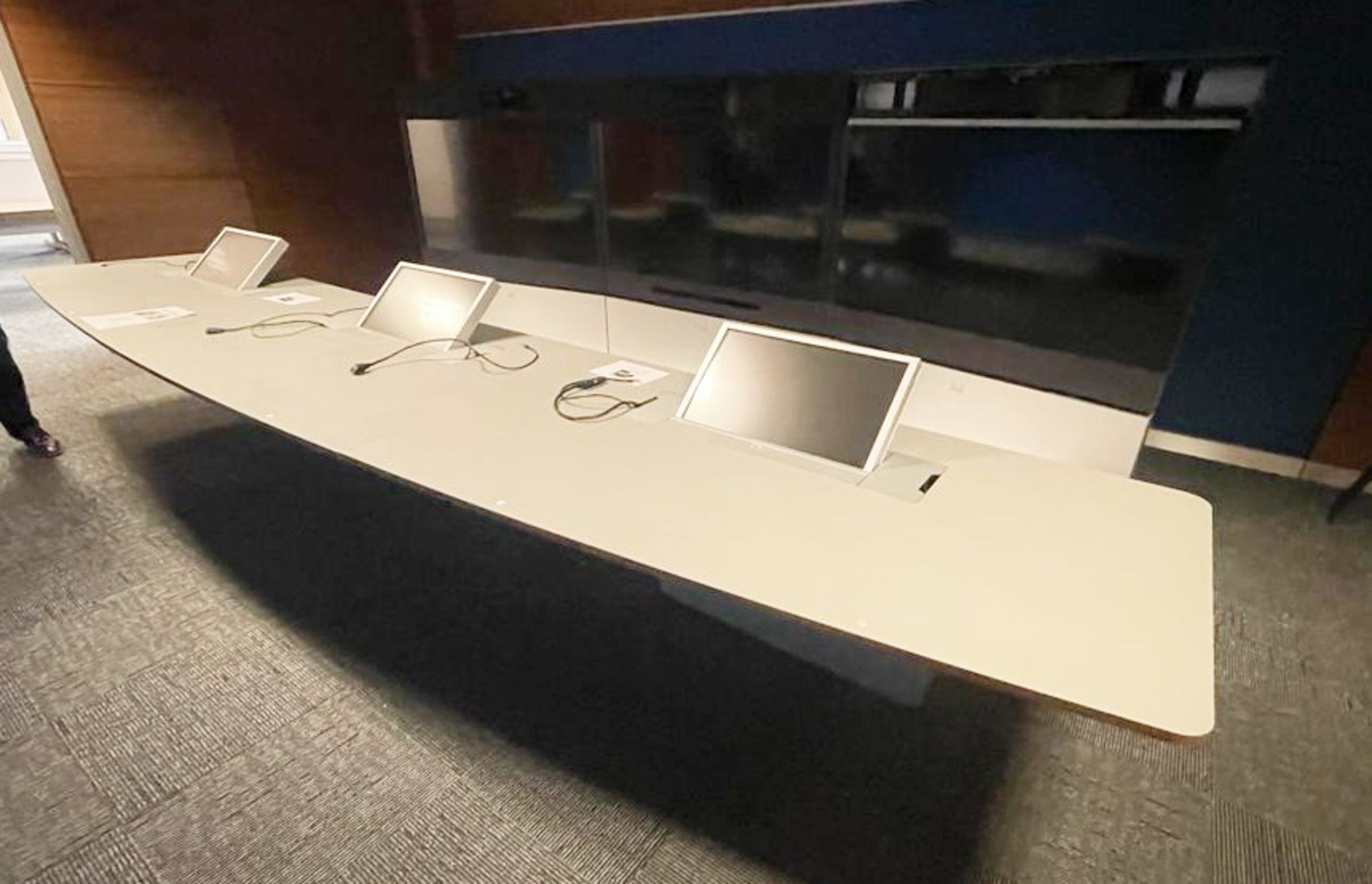 1 x Cisco Tandberg TelePresence T3 Video Conferencing System Featuring 3 x 65 Inch TelePresence HD - Image 43 of 59
