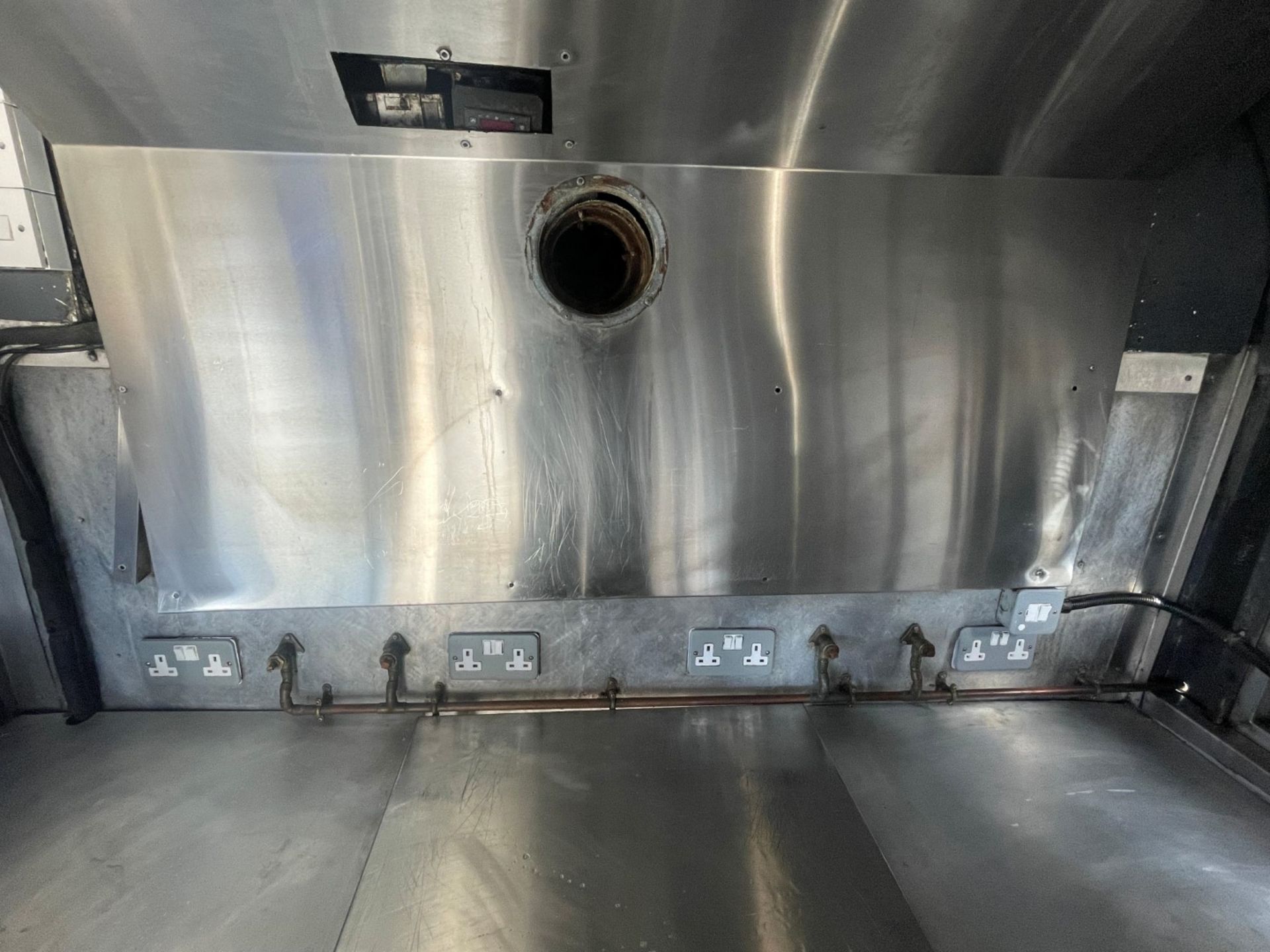 1 x Vintage Commer Converted Catering Van - CL847 - Location: Swansea SA6 - Image 15 of 19