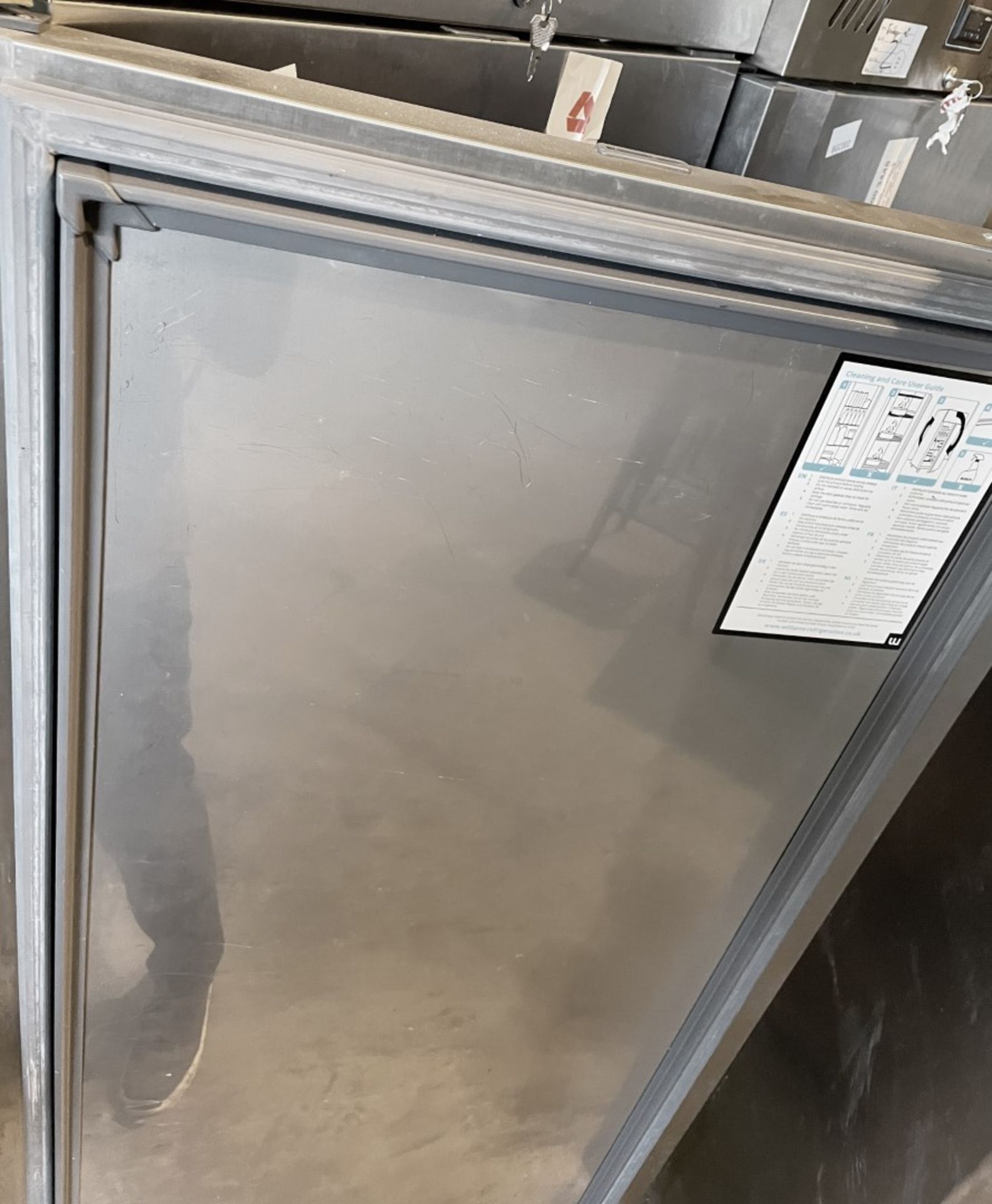 1 x WILLIAMS 'Jade' Commercial Single Door 620Ltr Upright Fridge, With 2 Keys - Original RRP £2,000 - Image 9 of 10