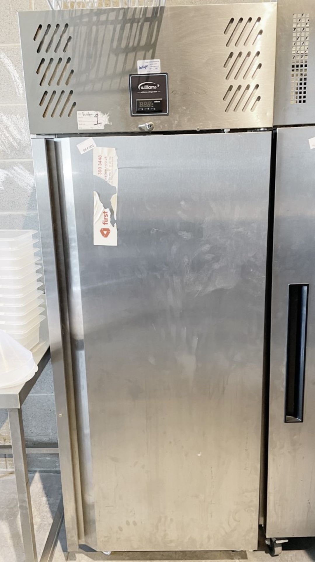 1 x WILLIAMS 'Jade' Commercial Single Door 620Ltr Upright Fridge, With 2 Keys - Original RRP £2,000
