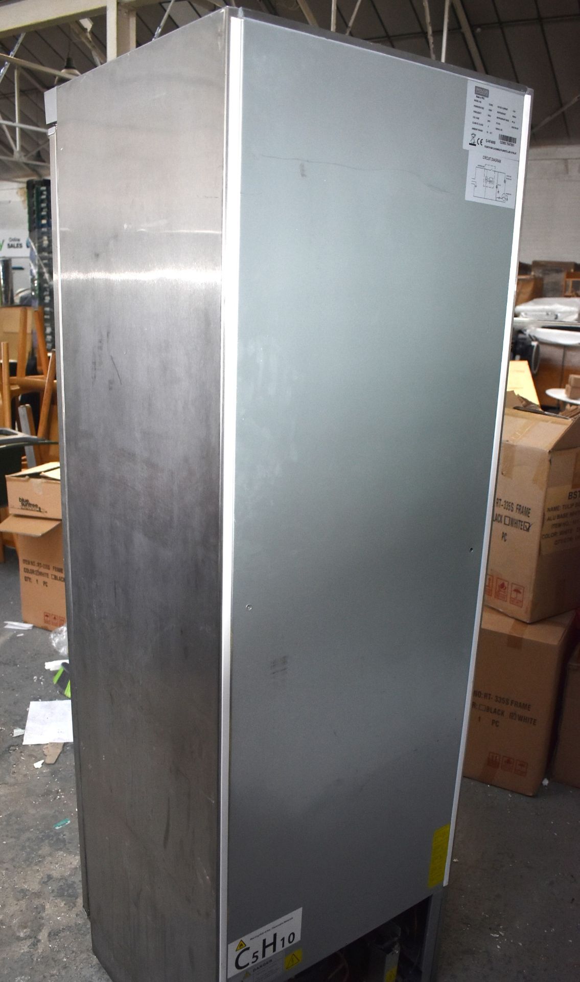 1 x Polar C-Series Commercial Upright Freezer With Stainless Steel Finish - 365Ltr Capacity - Image 3 of 7