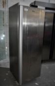 1 x Gram Single Door Commercial Upright Refrigerator - 359Ltr Capacity - Type: K 400 RU