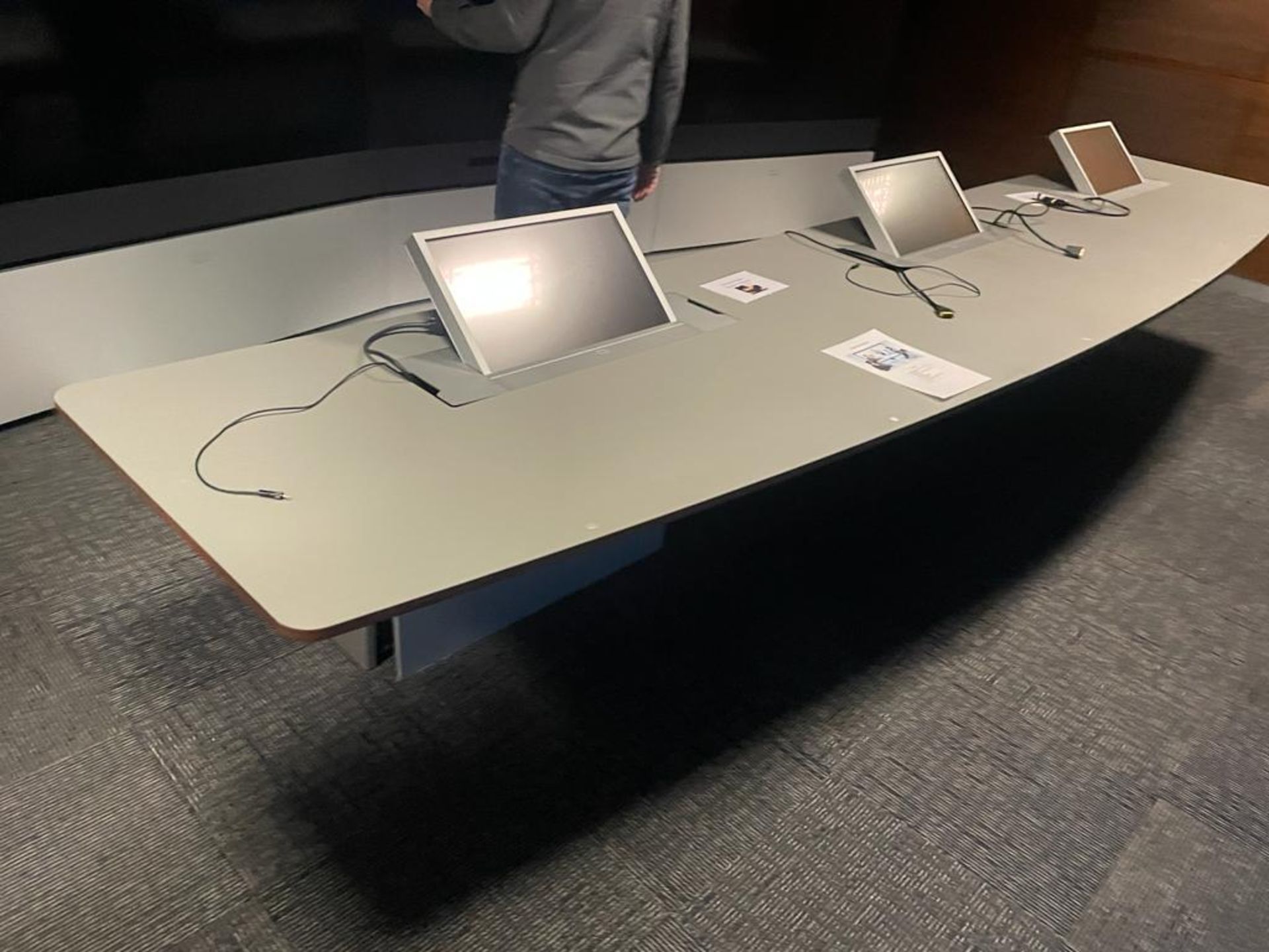 1 x Cisco Tandberg TelePresence T3 Video Conferencing System Featuring 3 x 65 Inch TelePresence HD - Image 42 of 59