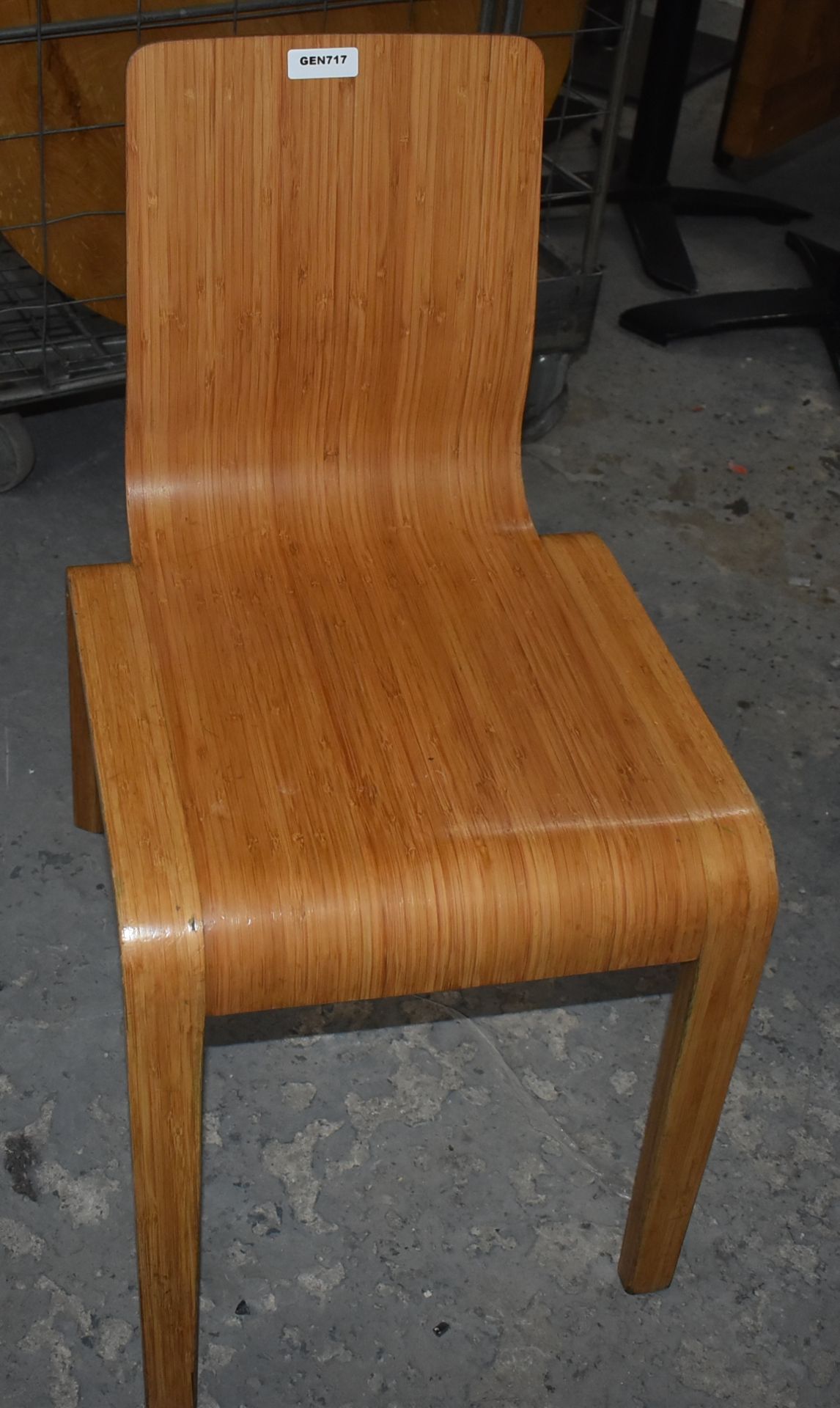 1 x Stylish Wooden Chair With A Curved Design - Dimensions: H80 x W42 x D58cm / Seat 44cm - Ref: - Image 7 of 7