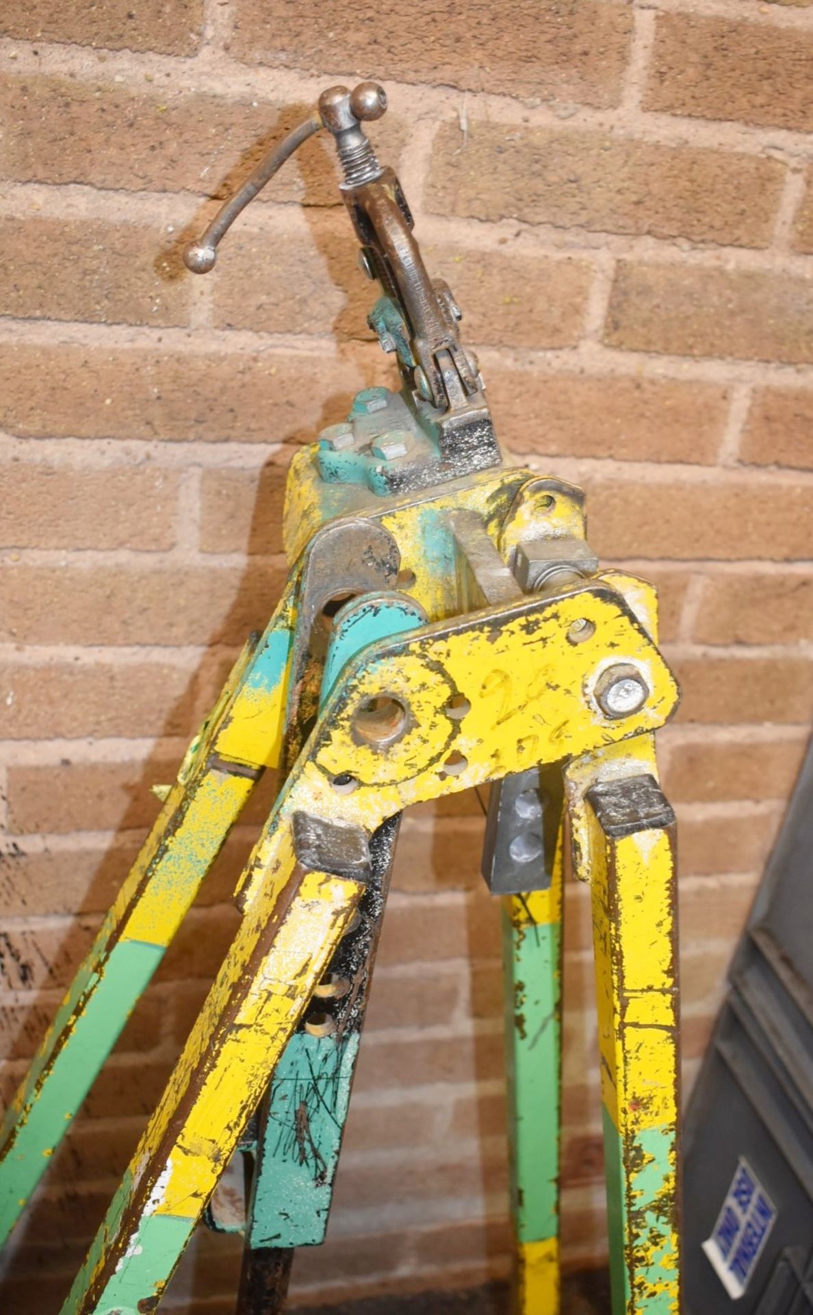 1 x Hilmor Conduit Pipe Bender - Ref: C391 - CL816 - Location: Altrincham WA14 - Image 2 of 3