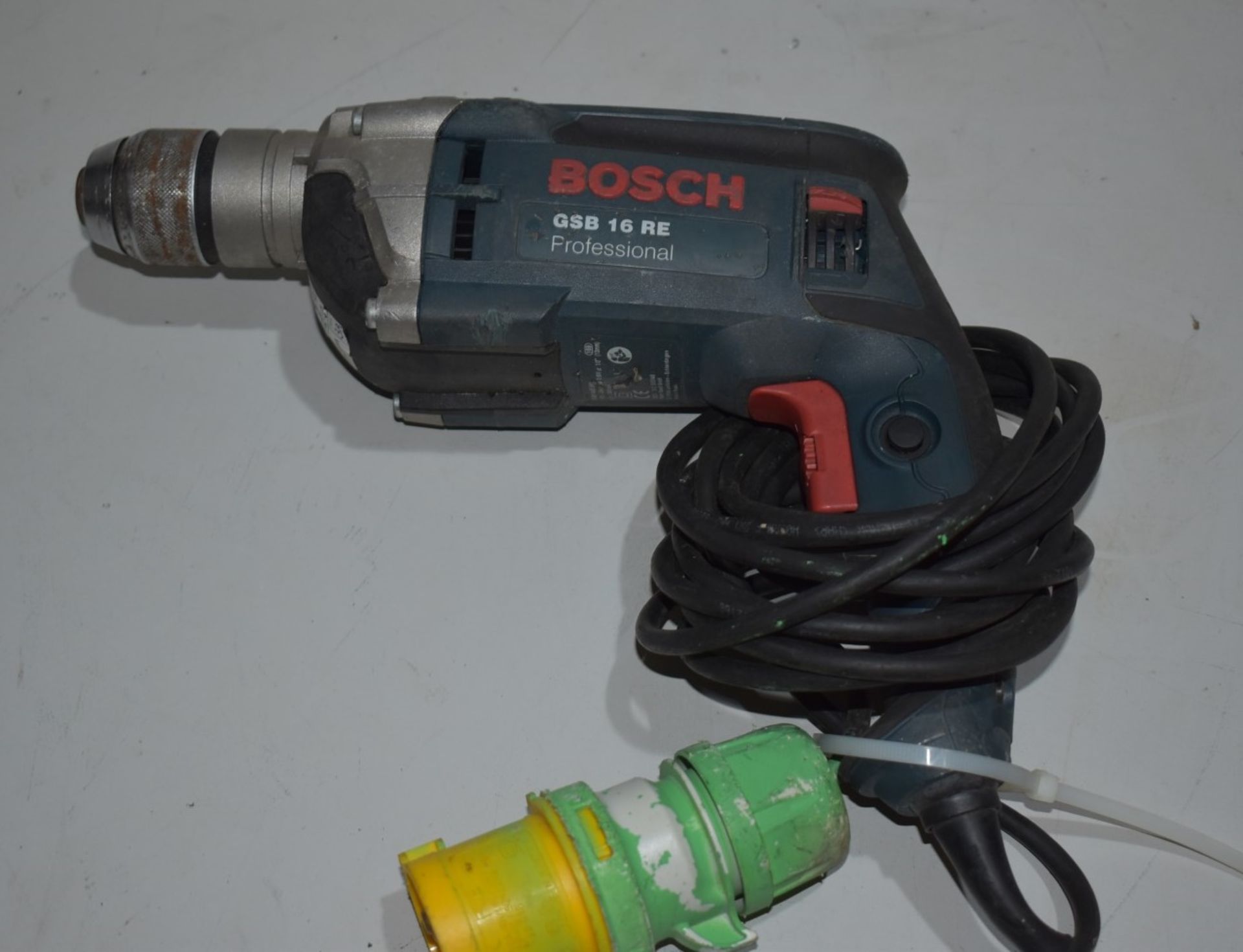 1 x BOSCH GSB 16 RE Professional Impact Drill - Original RRP £182.00 - Ref: DS7529 ALT - CL816 - - Image 3 of 3
