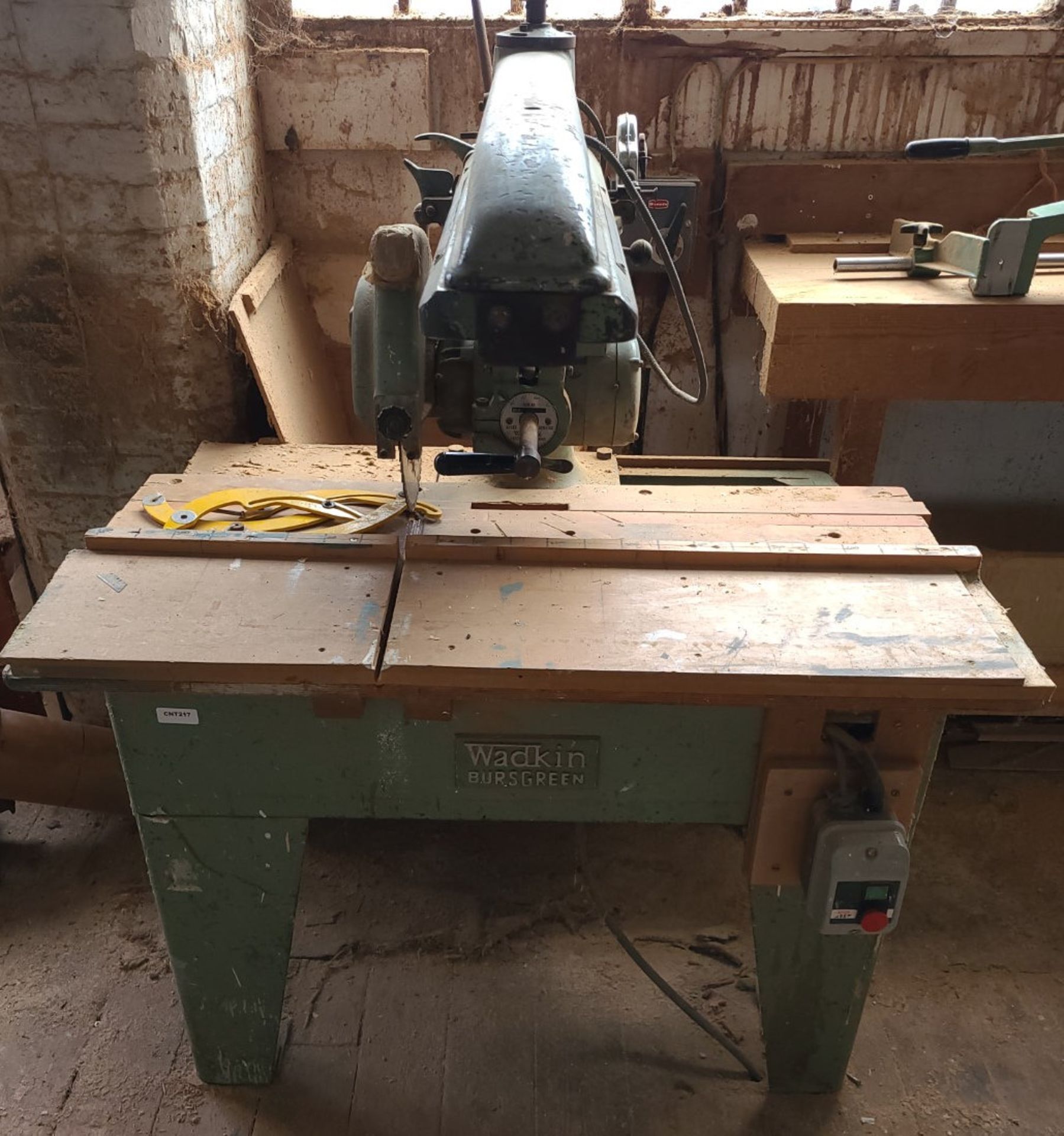 1 x Wadkin Bursgreen Band Circular/Rip Saw - 3 Phase - Ref: CNT217 - CL846 - Location: Oxford - Image 2 of 20