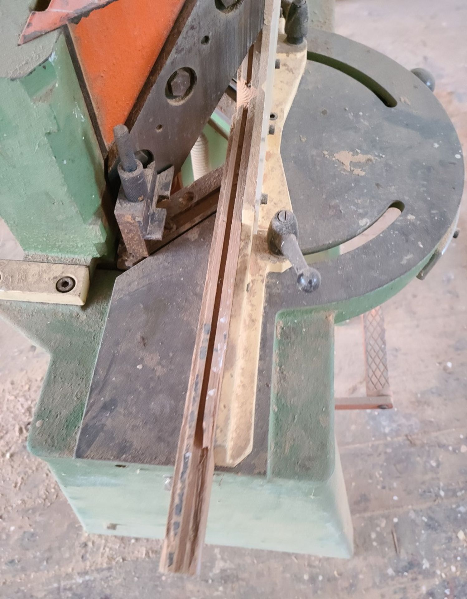 1 x Frame Angle Cutting Machine - Ref: CNT227 - CL846 - Location: Oxford OX2 - Image 4 of 17