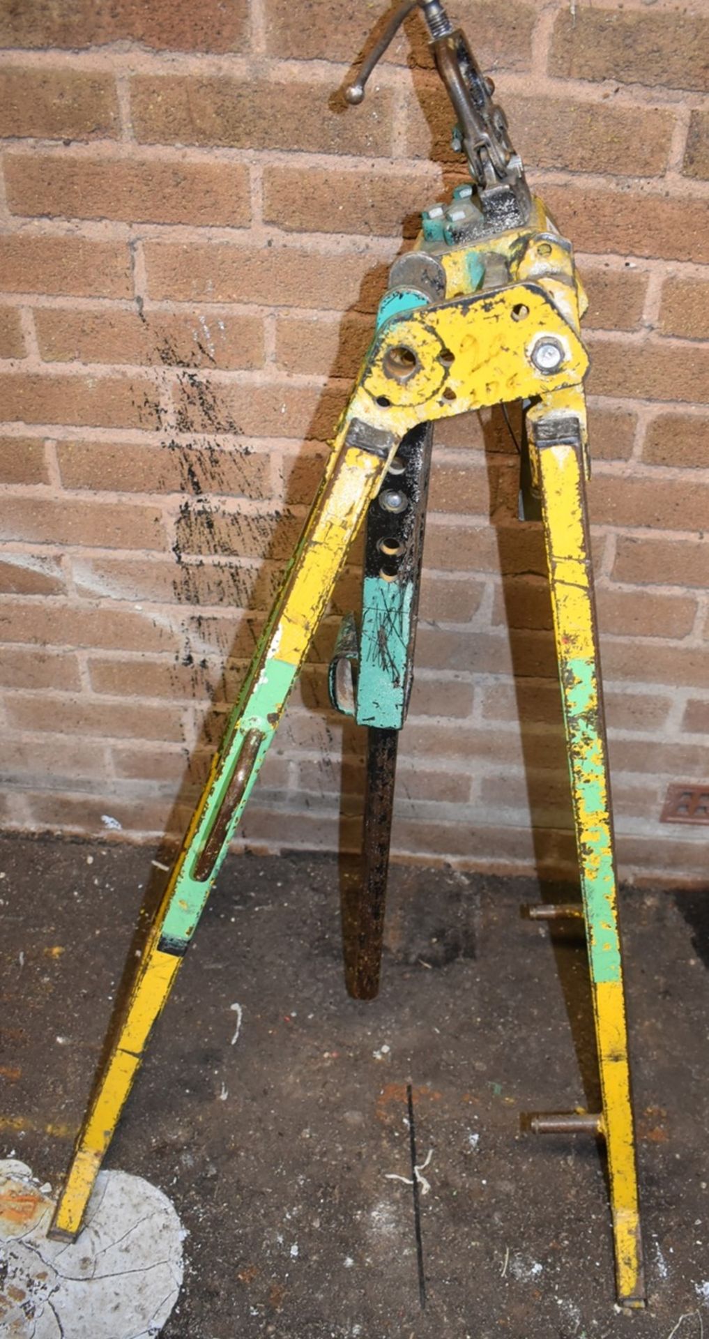 1 x Hilmor Conduit Pipe Bender - Ref: C391 - CL816 - Location: Altrincham WA14