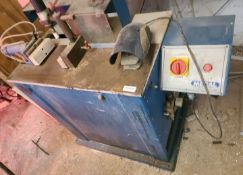 1 x Mecal Pneumatic Aluminium or UPVC End Milling Machine - Ref: CNT136 - CL846 - Location: Oxford O