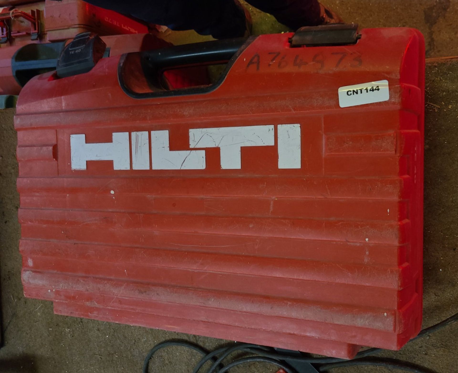 1 x Hilti TE40-Avr Combi Hammer Drill In Case - Ref: CNT144 - CL846 - Location: Oxford OX2 - Image 5 of 5