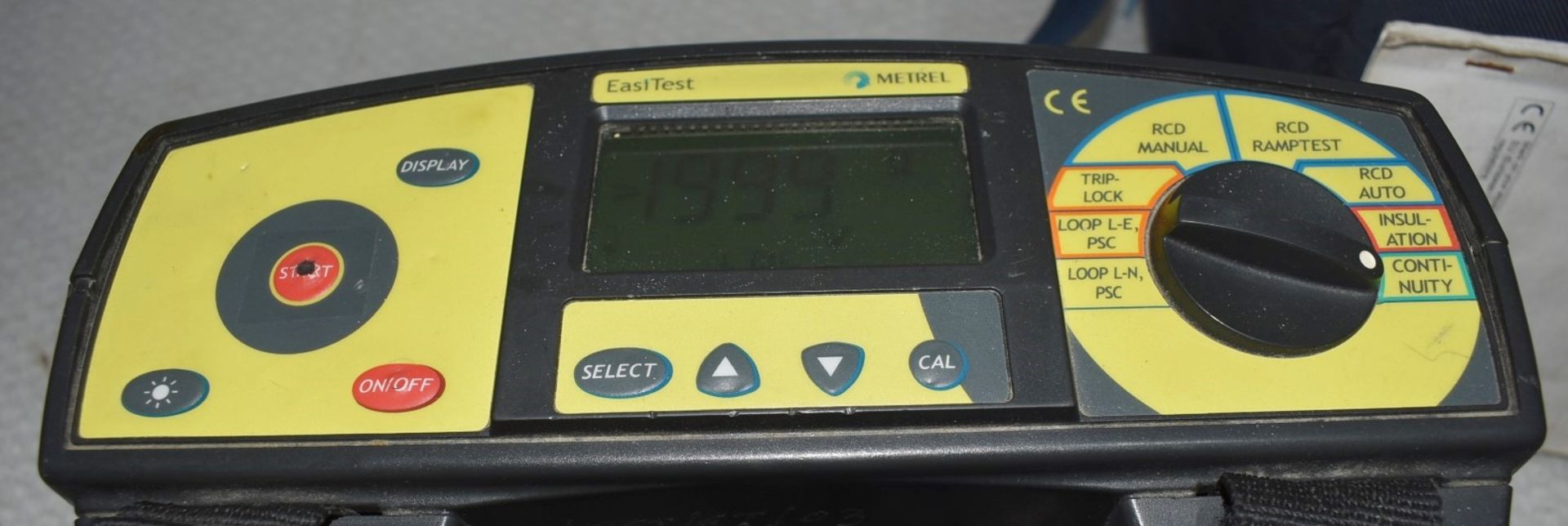 1 x METREL Easitest Multifunctional Portable Electrical Tester With Carry Case - Ref: DS7500 ALT - - Image 5 of 8