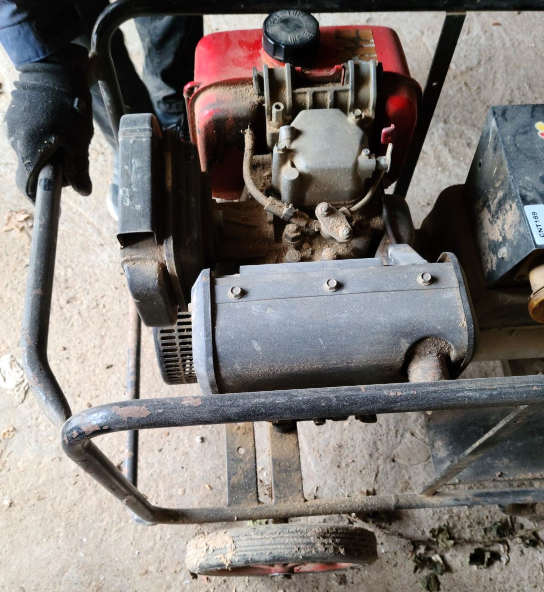 1 x Yanmar Air-Cooled Diesel Generator With 110V Sockets - Ref: CNT189 - CL846 - Location: Oxford - Image 3 of 9