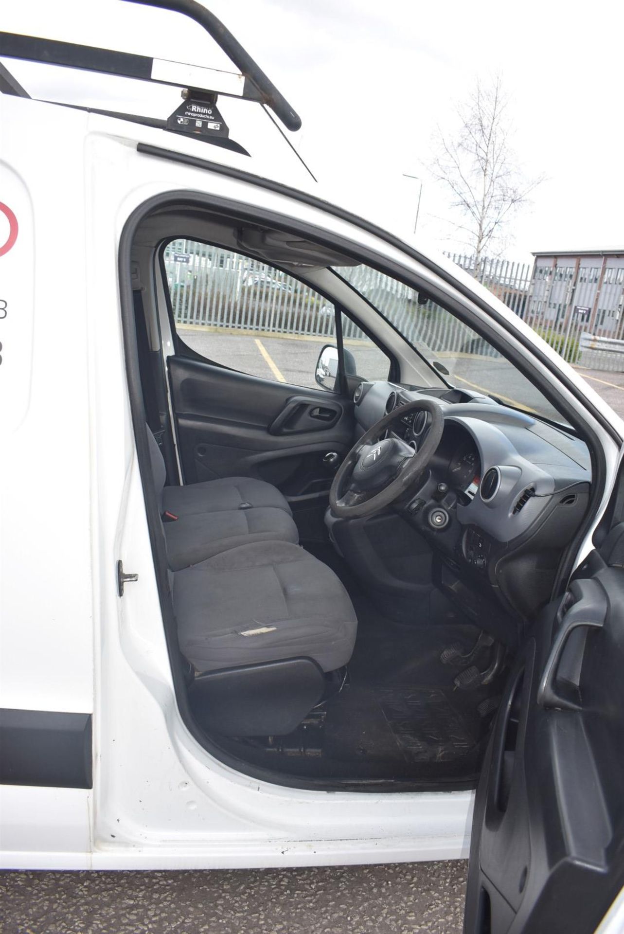 1 x Citroen Berlingo 625 Enterprise Van - Year 2013 - 5 Months MOT - Includes V5 and Key - Image 25 of 30