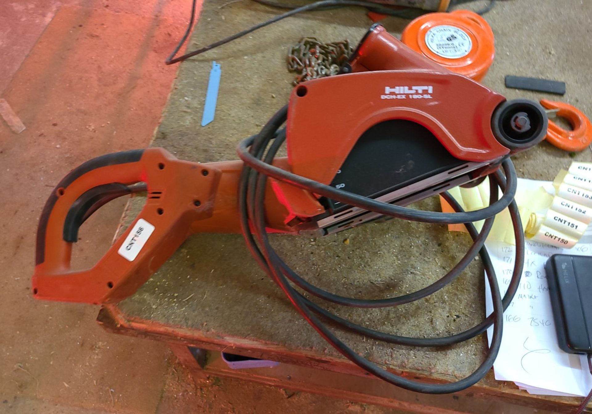 1 x Hilti Dch-Ex 180-Sl Wall Chaser - Ref: CNT156 - CL846 - Location: Oxford OX2This lot is from a