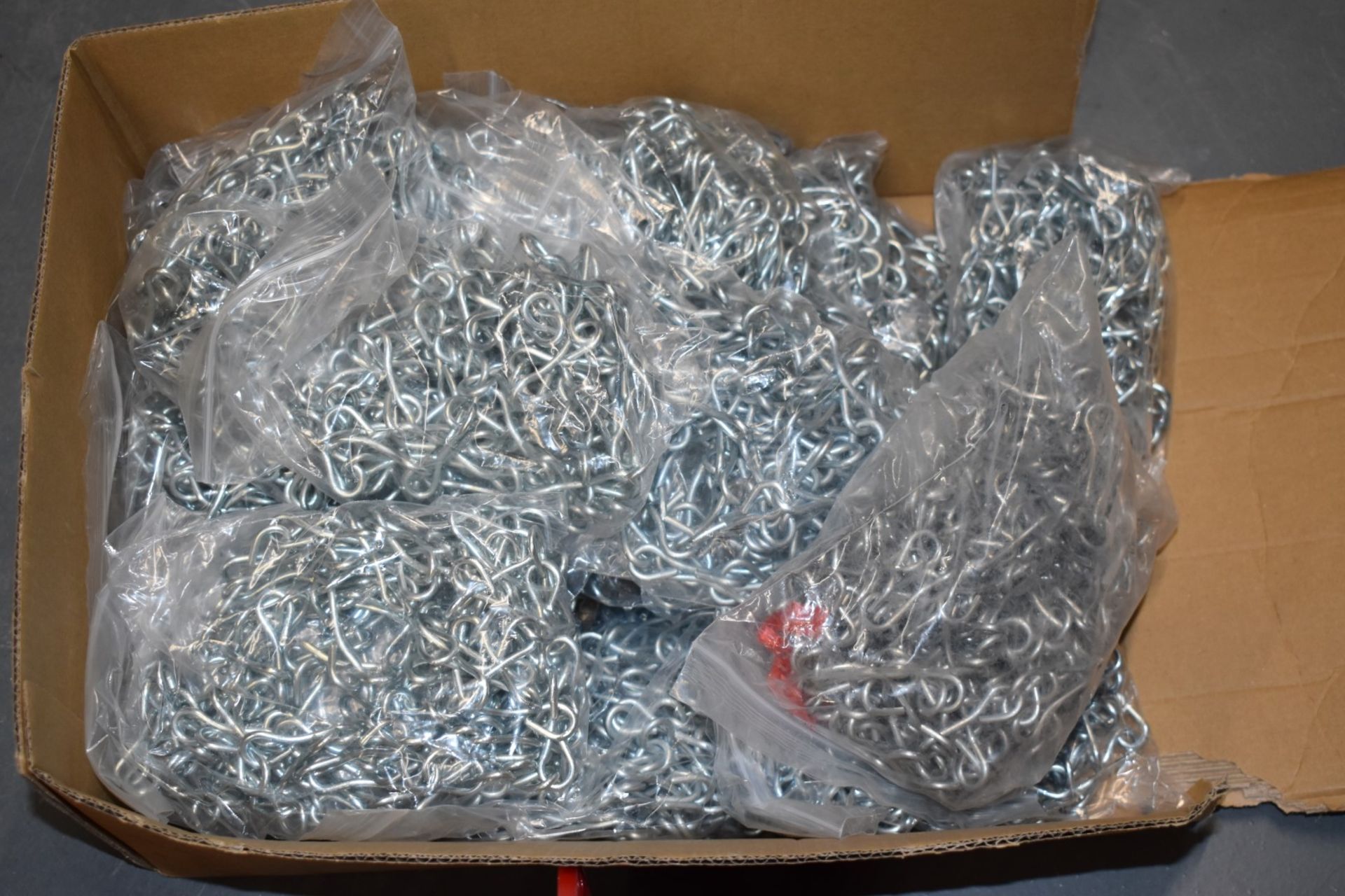 1 x Assorted Lot of Link Chain - Includes 175' Link Chain Reel, 20 Bags of Chain and Box of Chain - Image 9 of 9