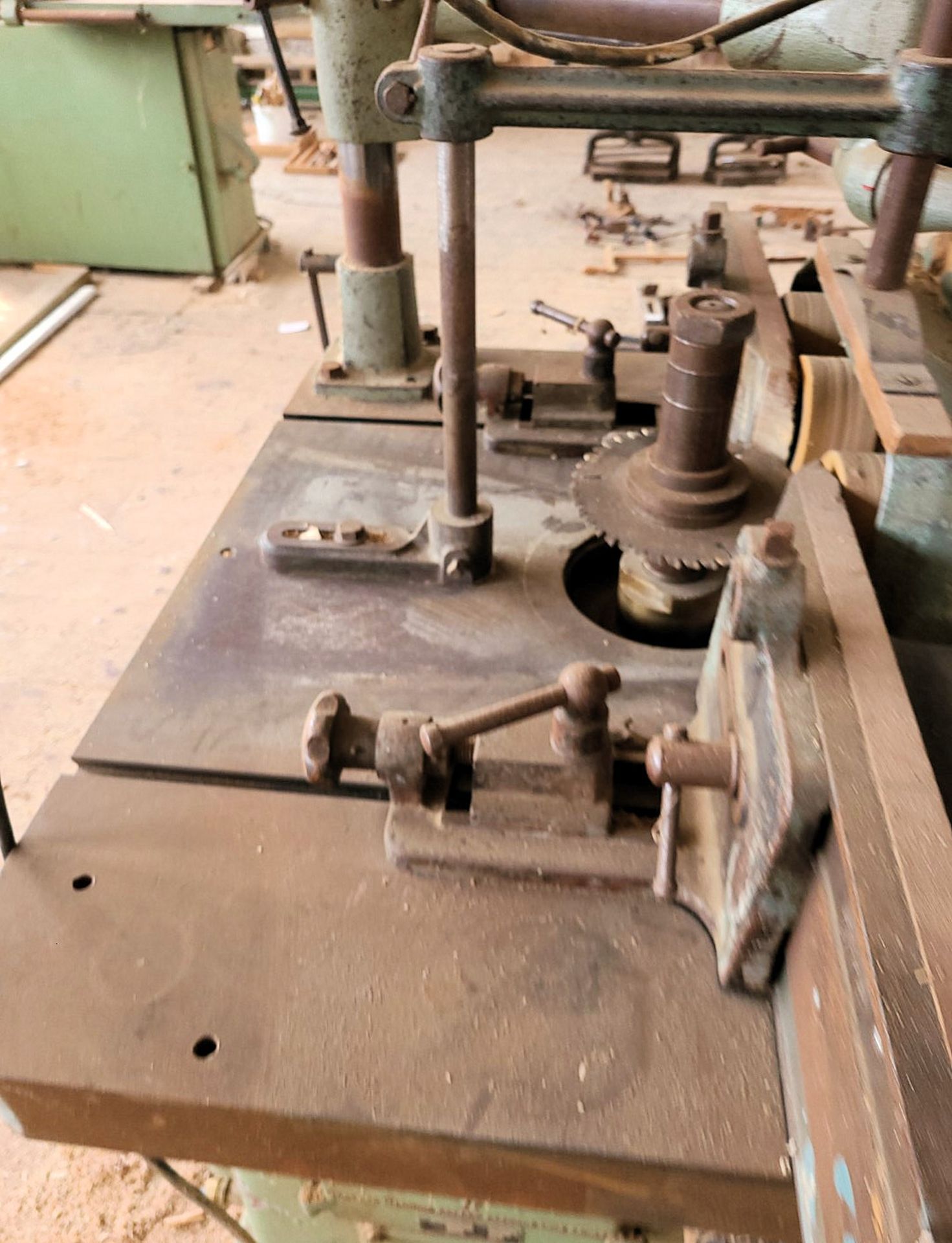 1 x Wadkin Bursgreen 6Ft Spindle Moulder - 3 Phase - Ref: CNT216 - CL846 - Location: Oxford - Image 4 of 20