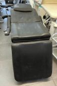 1 x Manual Treatment Bed In Black - From An Award-winning Chelsea Hair Salon - Ref: 028 - CL828 -