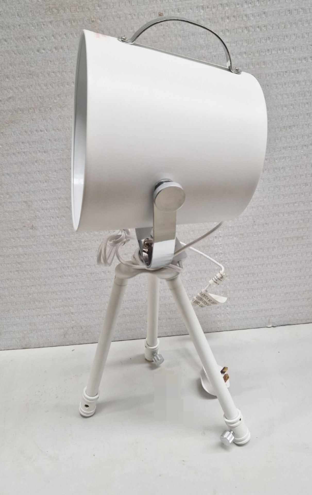 1 x Tripod Floor Lamp In White With Extendable Legs And Steel Handle