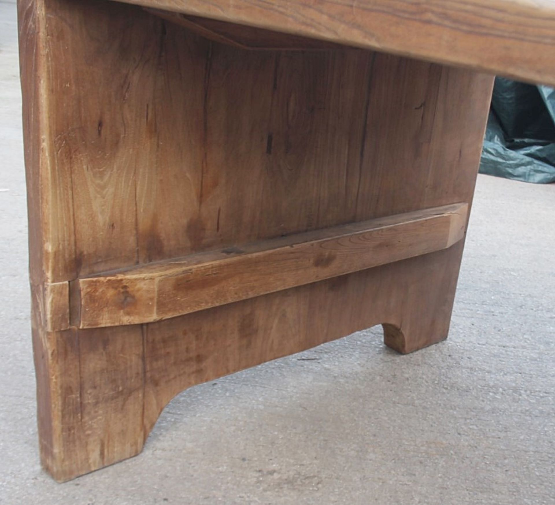 1 x Large 2-Metre Timber Desk - Recently Relocated From An Exclusive Property - Ref: GEN1143 - - Image 4 of 7