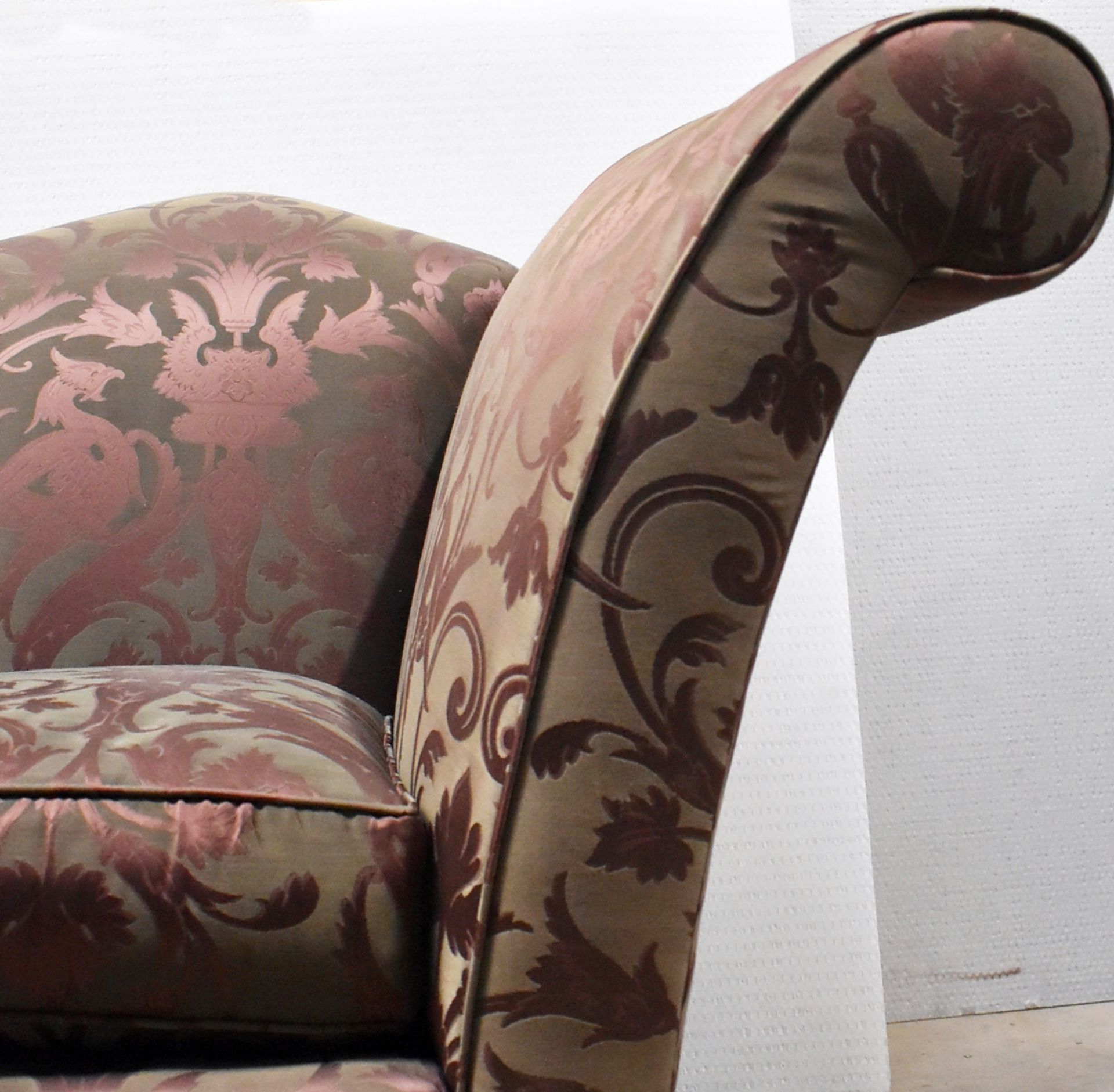 1 x DONGHIA John Hutton Designed 3 Seater Sofa, Rose & Cream Mythical & Frond Print With Wood Legs - Image 9 of 9