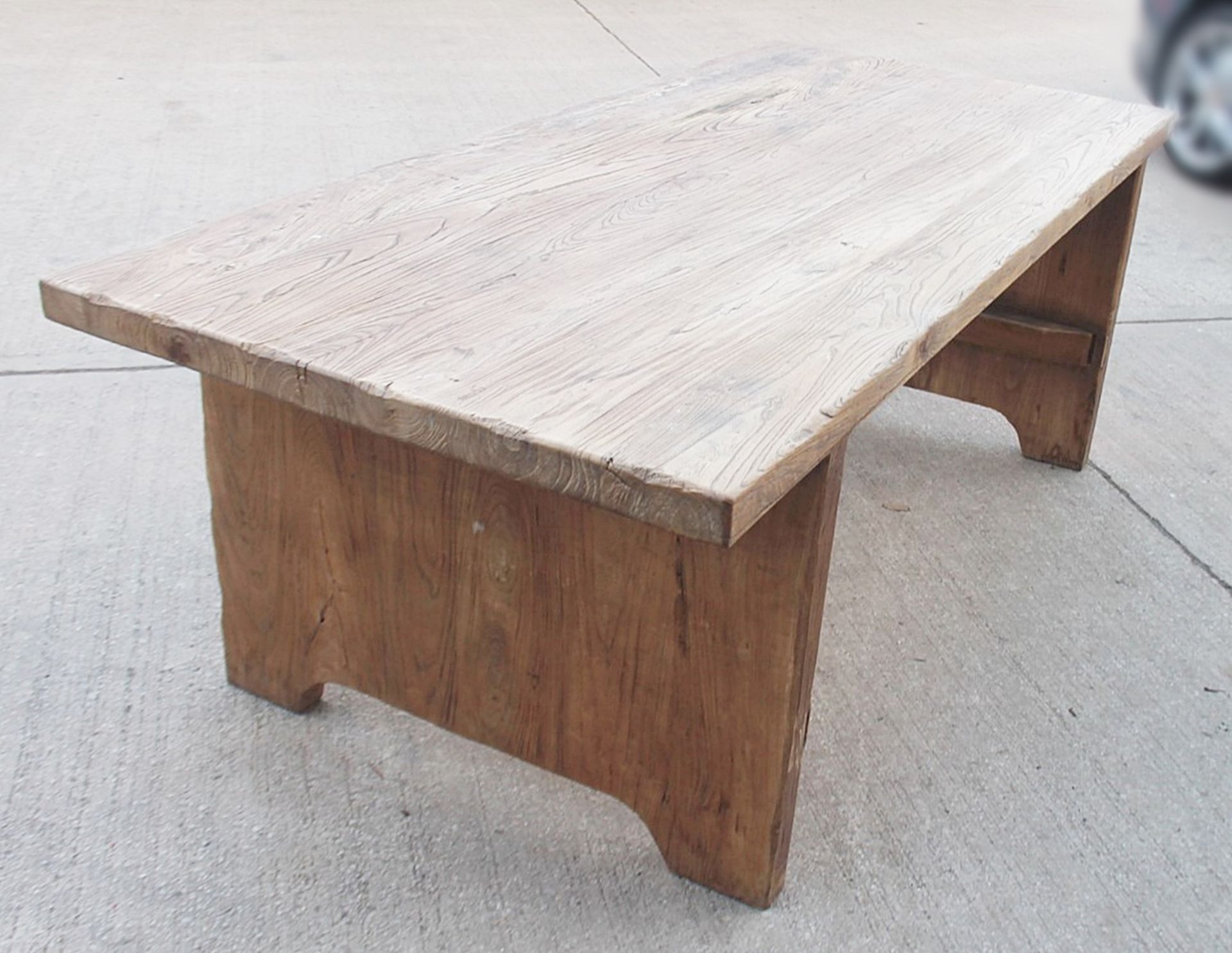 1 x Large 2-Metre Timber Desk - Recently Relocated From An Exclusive Property - Ref: GEN1143 - - Image 2 of 7