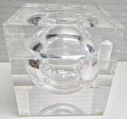 1 x Beautiful Lucite Cube Lidded Ice Bucket With A 360 Rotating Lid