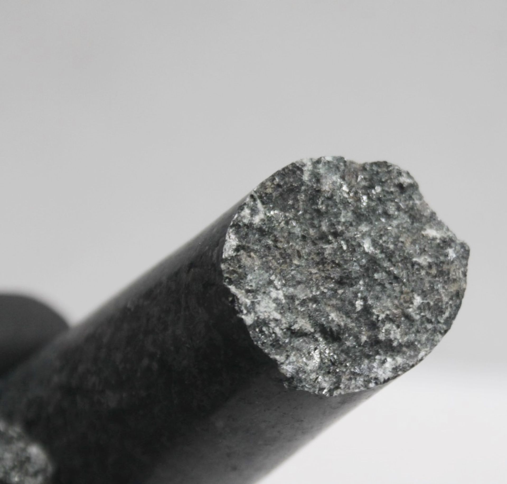 1 x COLE & MASON Granite Pestle & Mortar 18cm, Black - Unused Boxed Stock - Ref: 3310048/HAS2103/ - Image 5 of 8