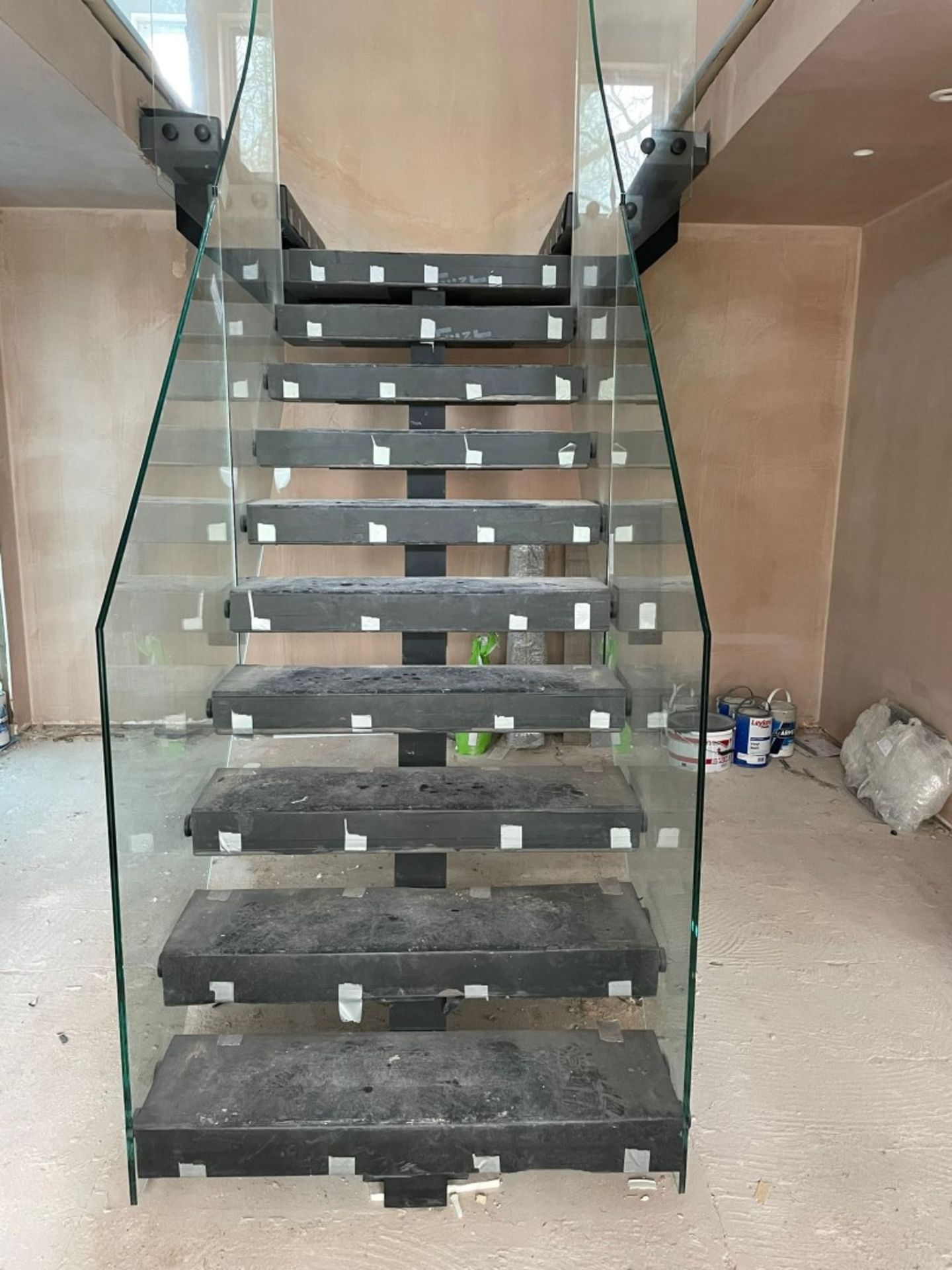 1 x Elegant Glass And Wooden Staircase - More Information To Follow - CL - Location: Greater - Image 11 of 16