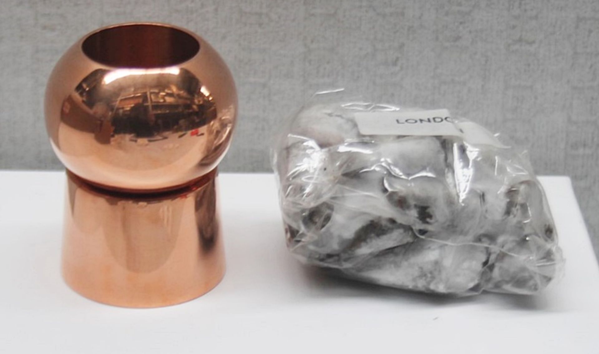1 x TOM DIXON 'Fog London' Designer Incense Gift Set, Handcrafted In Copper - Original Price £50.00 - Image 4 of 8