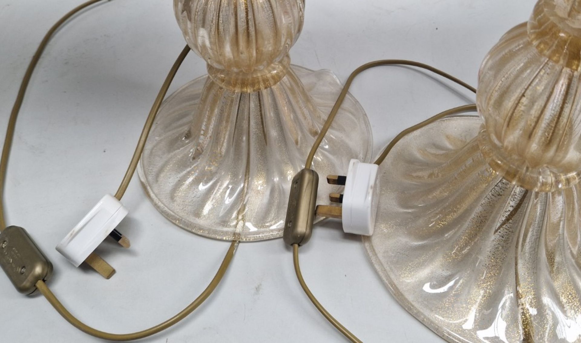 Set Of 2 x Mid-Century Classic Blown Murano Glass Table Lamp With Gold Flecks & Metallic Shades - Image 11 of 11