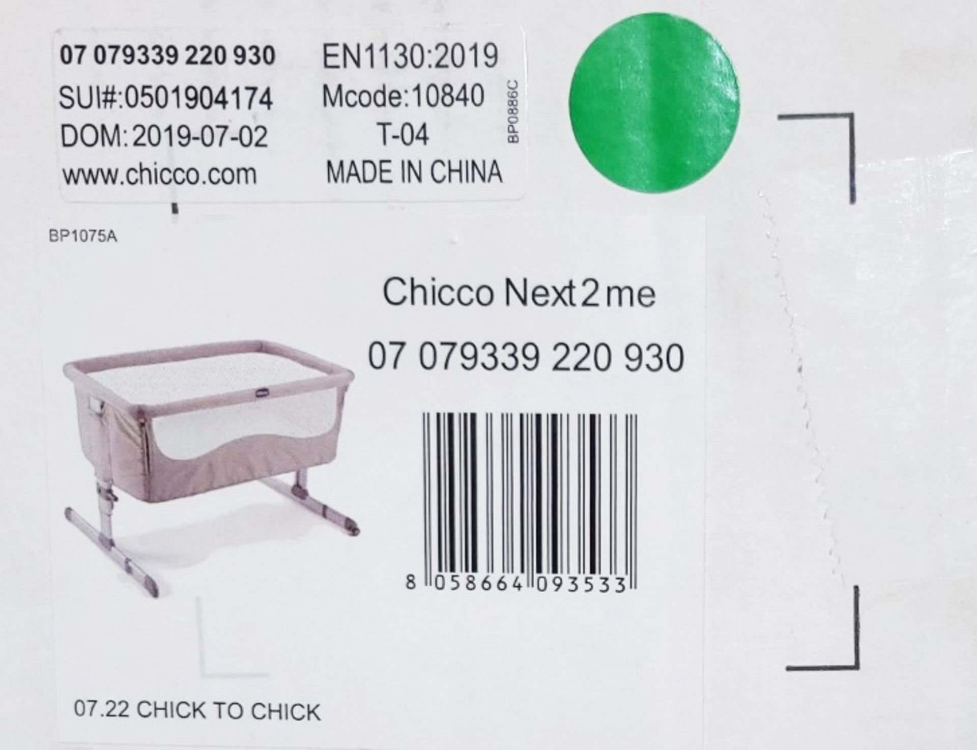 1 x CHICCO Next2me 'Chick to Chick' Bedside Baby Crib With Mattress - New Sealed Stock - RRP £299.00 - Image 2 of 6