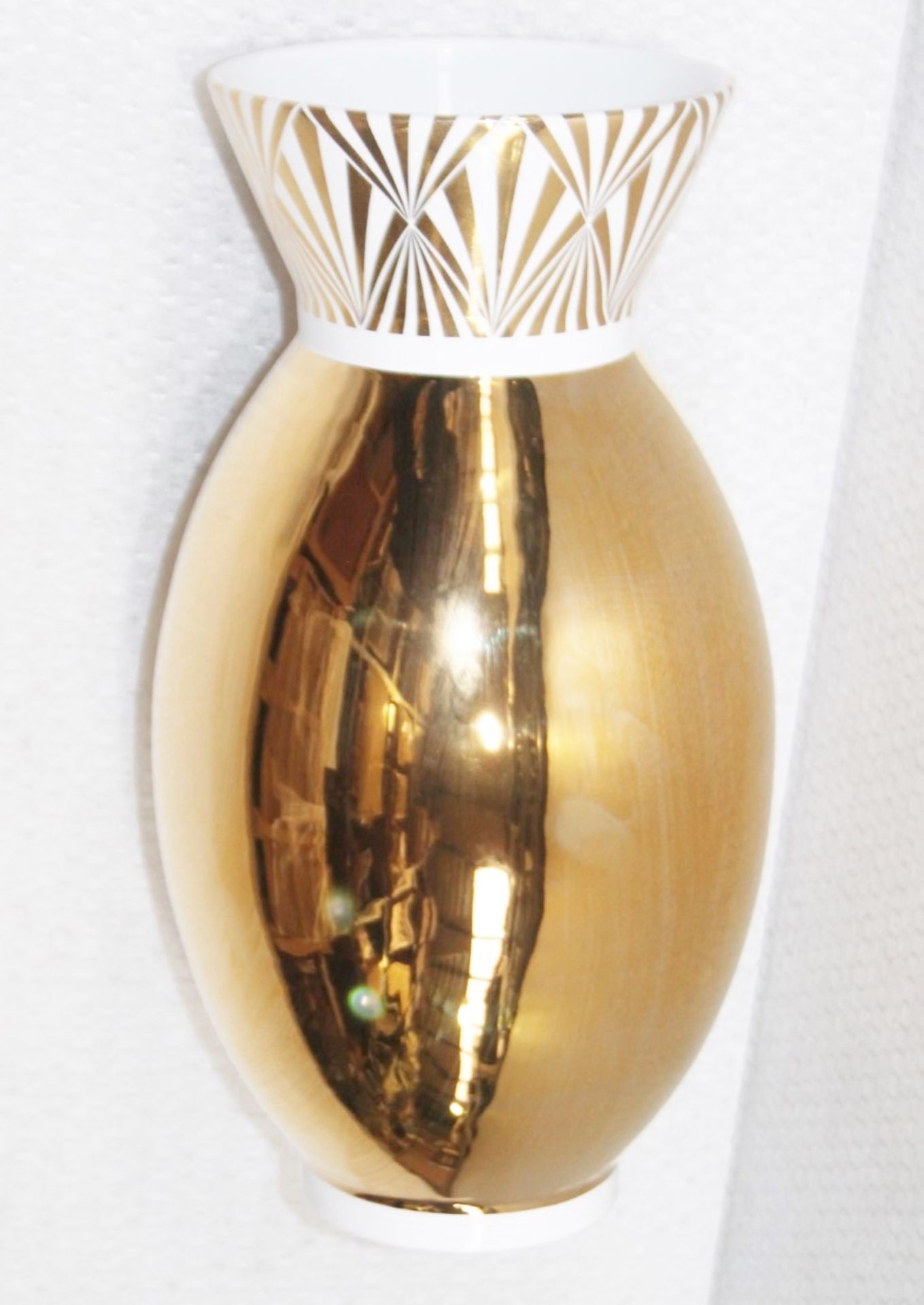 1 x VISIONNAIRE Large Luxury Vase Featuring An Art Deco Aesthetic And Gold Finish - Ref: HAS1588