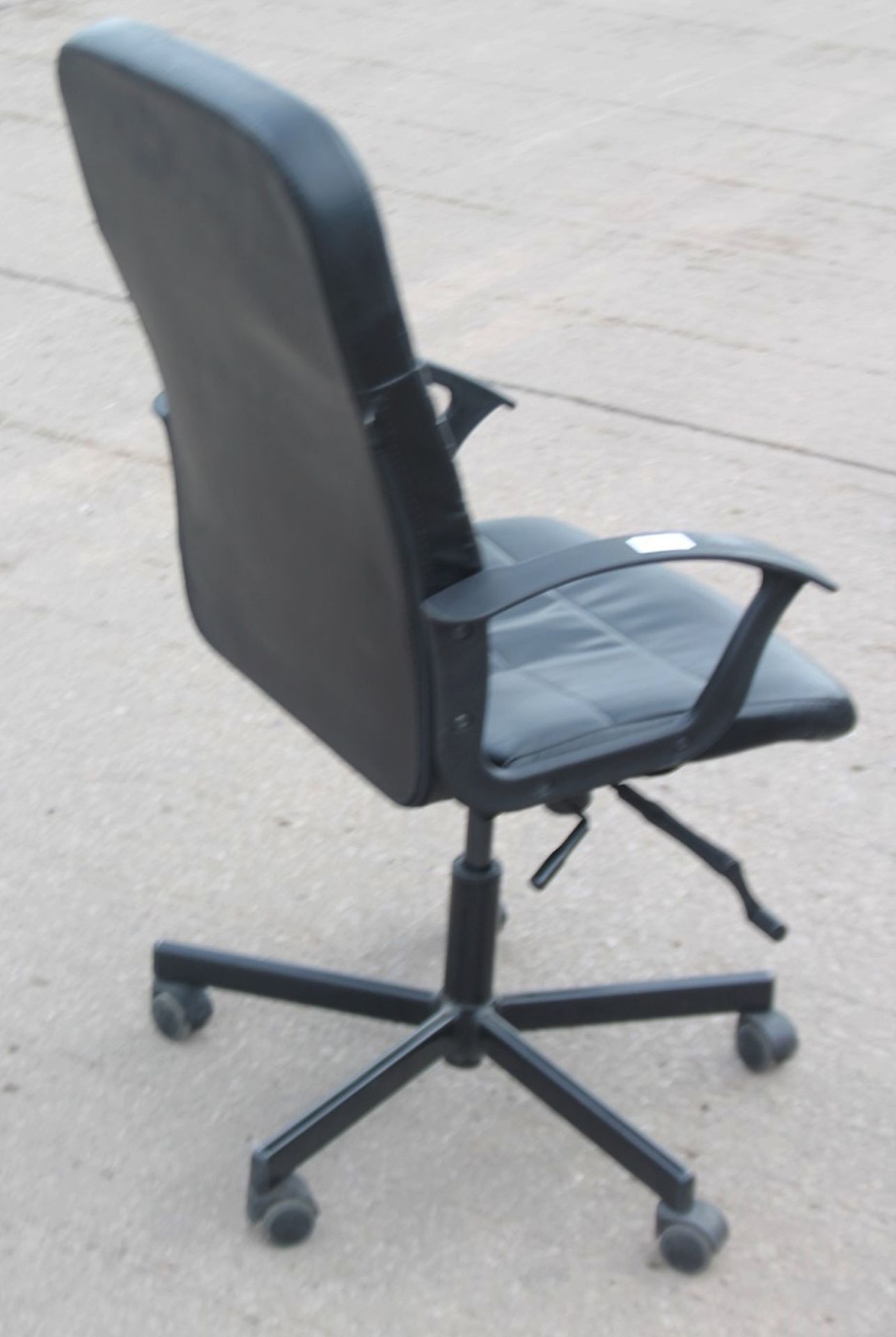 4 x Assorted Office Chairs On Castors - Models Vary - Recently Relocated From An Exclusive - Image 5 of 10