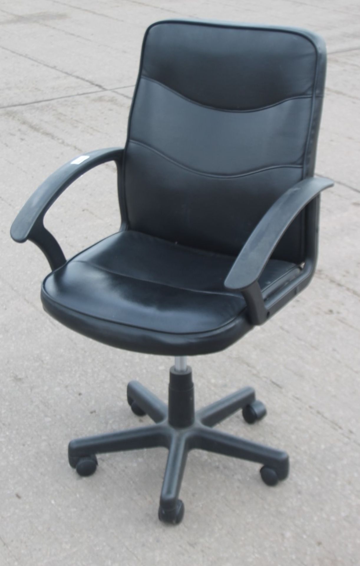 4 x Assorted Office Chairs On Castors - Models Vary - Recently Relocated From An Exclusive - Image 9 of 10