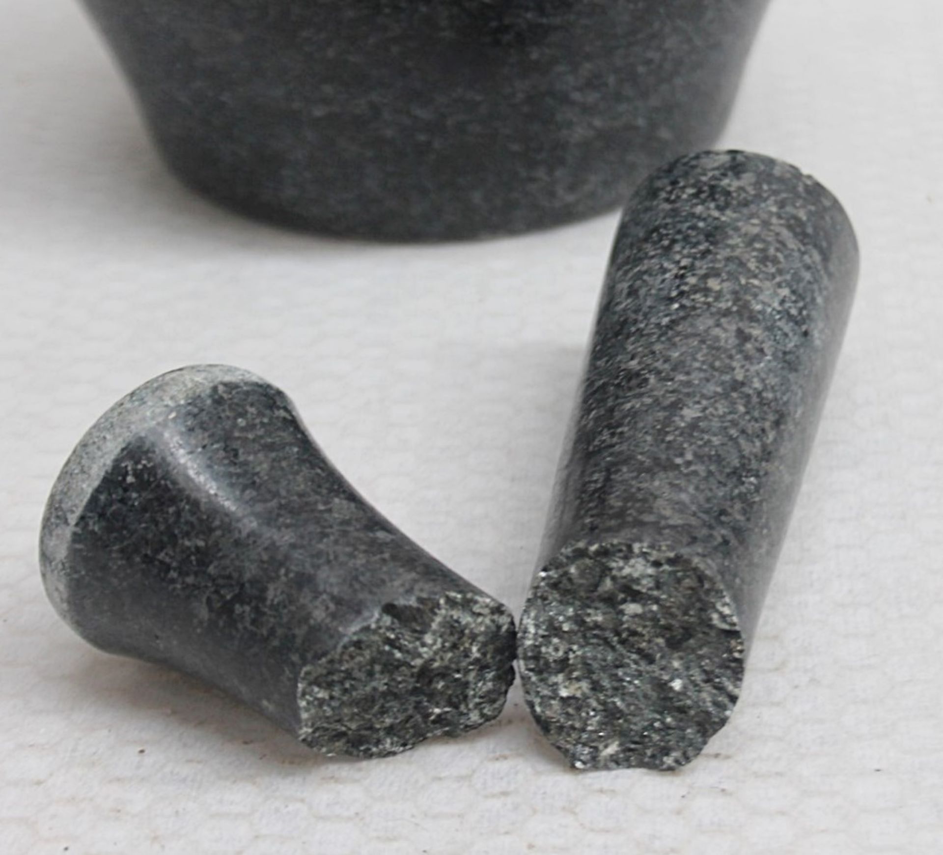 1 x COLE & MASON Granite Pestle & Mortar 18cm, Black - Unused Boxed Stock - Ref: 3310048/HAS2103/ - Image 4 of 8
